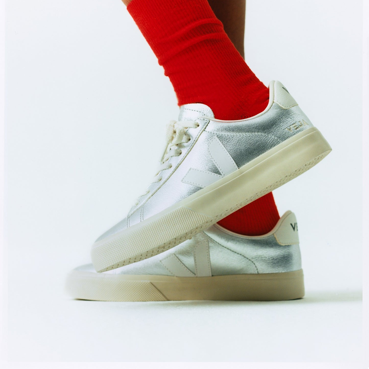 CAMPO LEATHER SILVER WHITE - VEJA DISCOUNT
