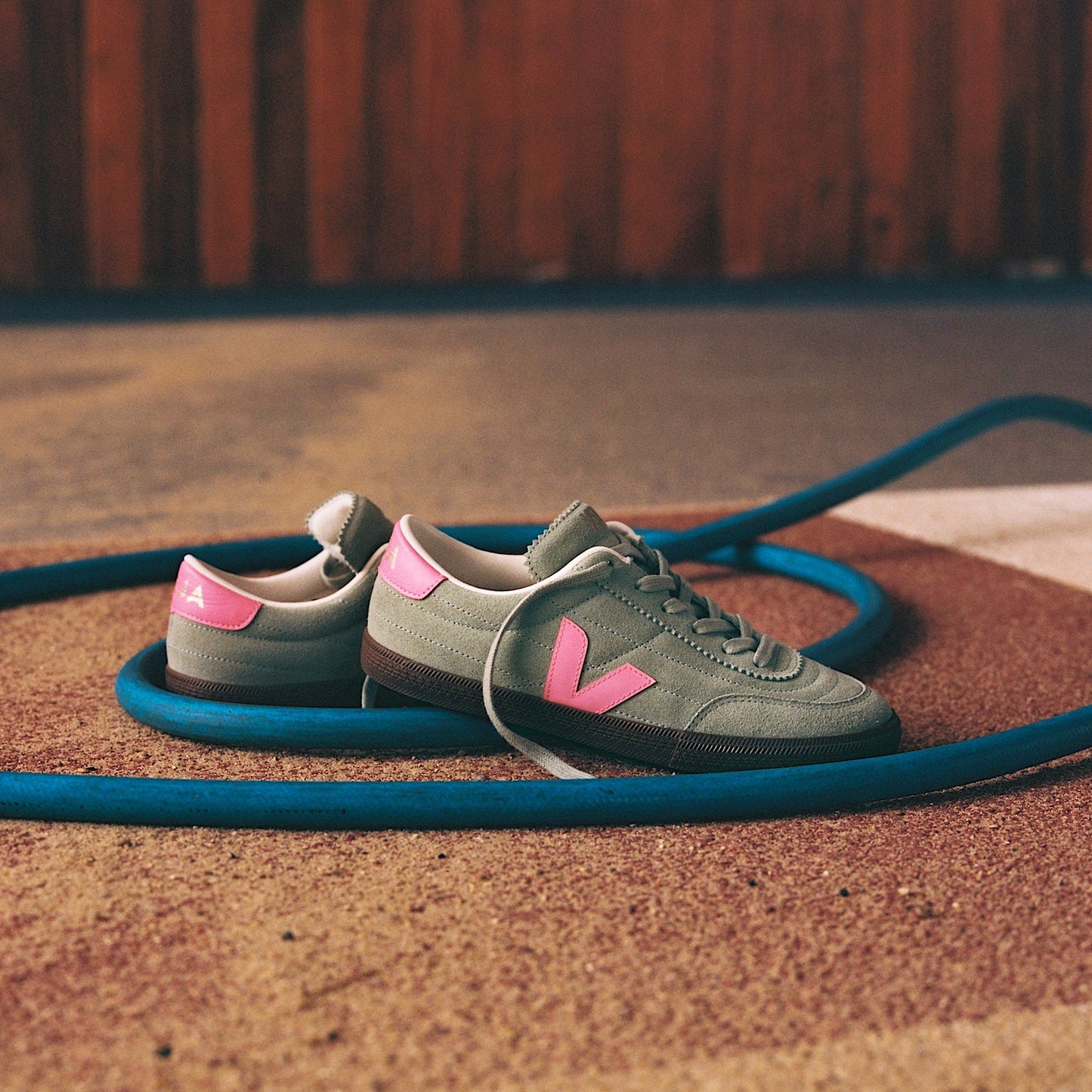 PANENKA SUEDE CLAY MALIBU BARK - VEJA ON SALE