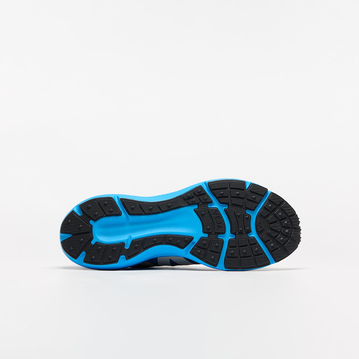 CONDOR 3 ADVANCED ENGINEERED-MESH GRADIENT PIERRE PACIFIC - VEJA ON SALE