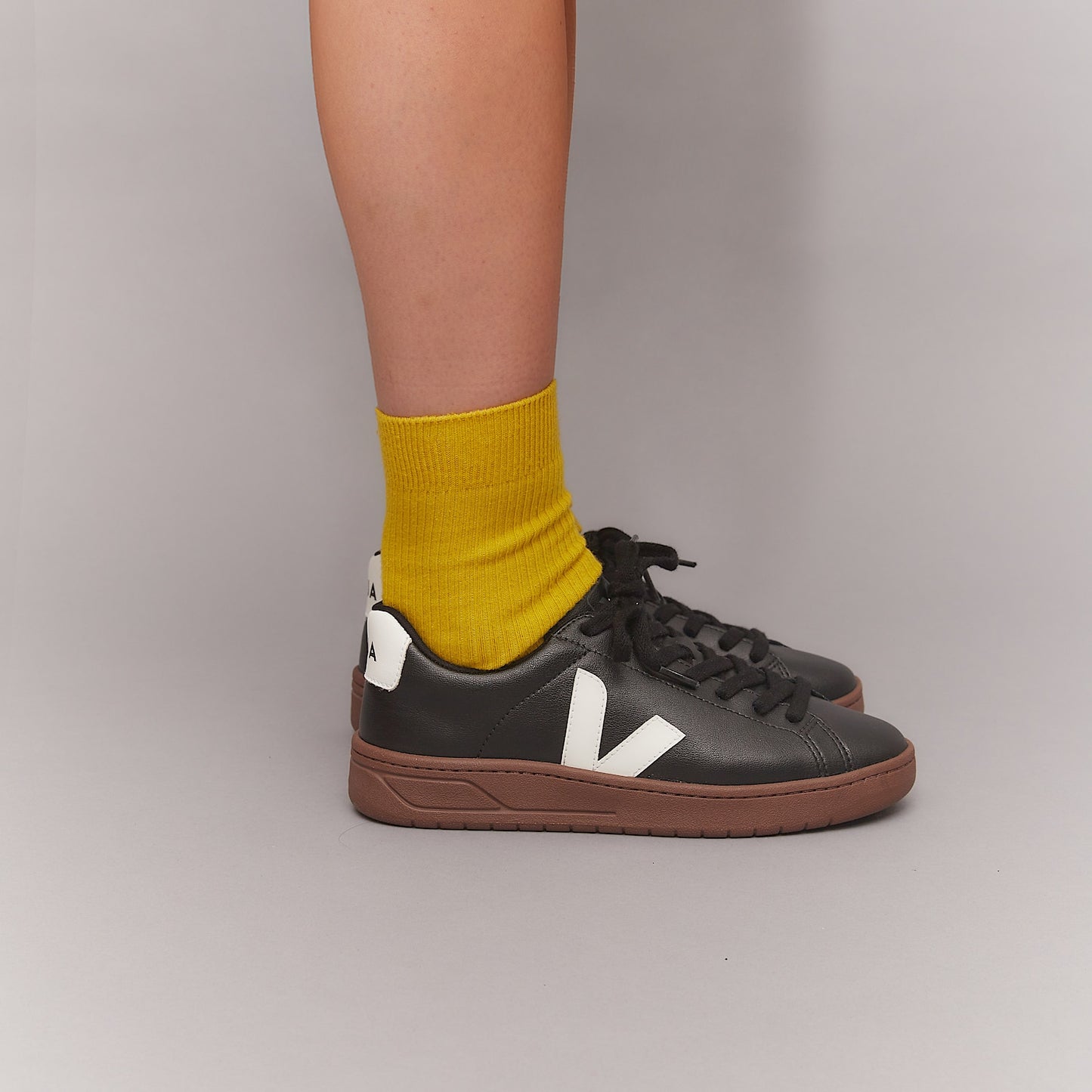 URCA CWL BLACK WHITE - VEJA US