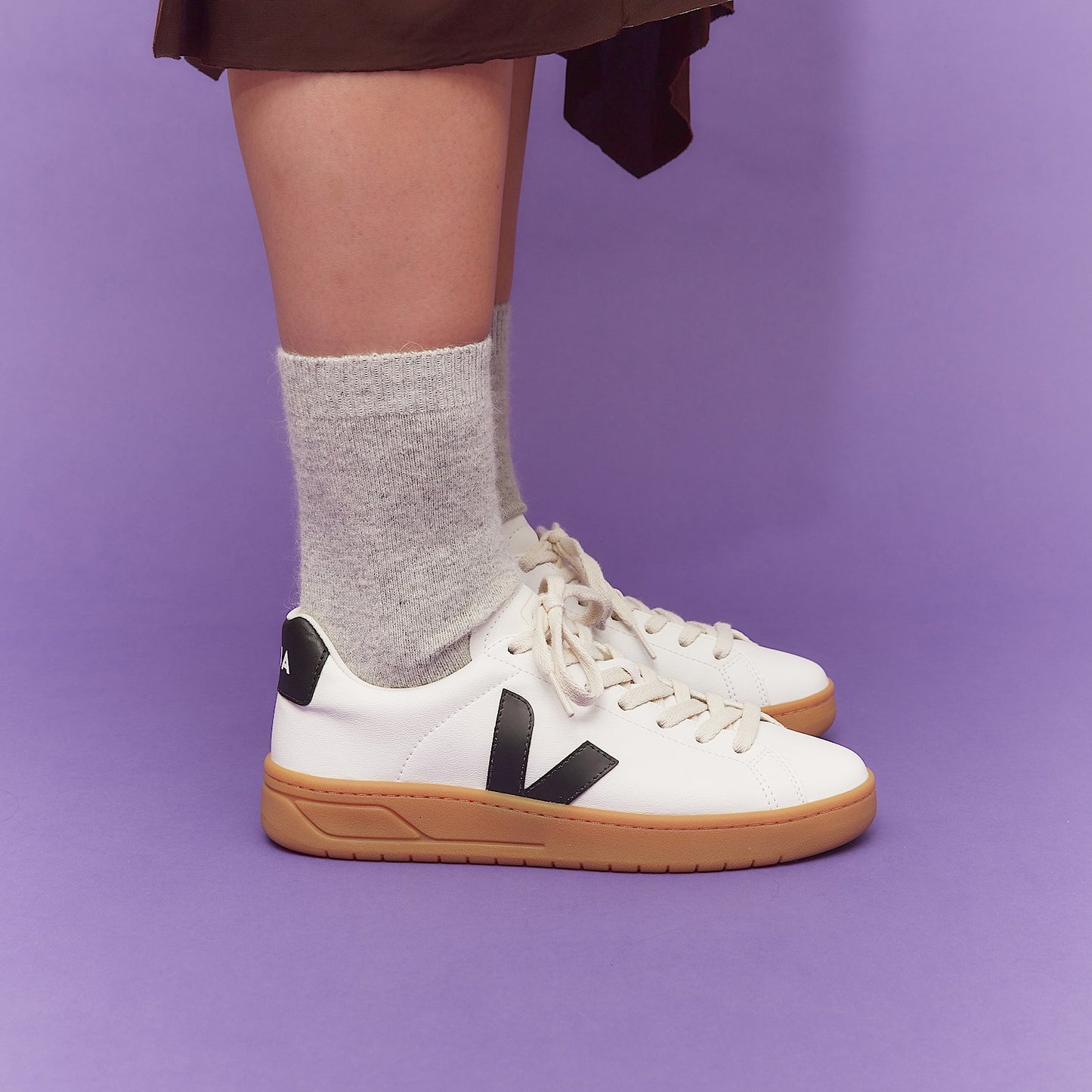 URCA CWL WHITE BLACK NATURAL - VEJA FOR SALE