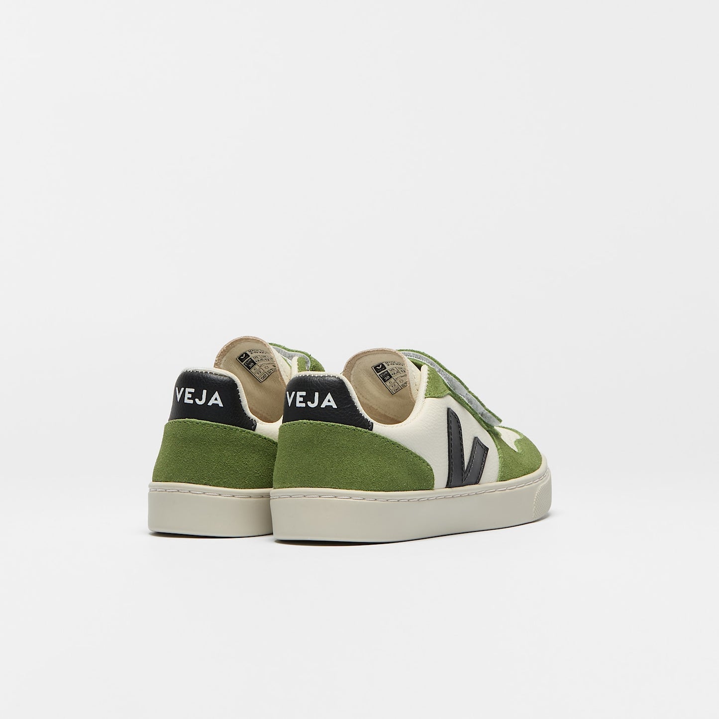 V-10 LEATHER PURE BLACK KIWI - VEJA FOR SALE