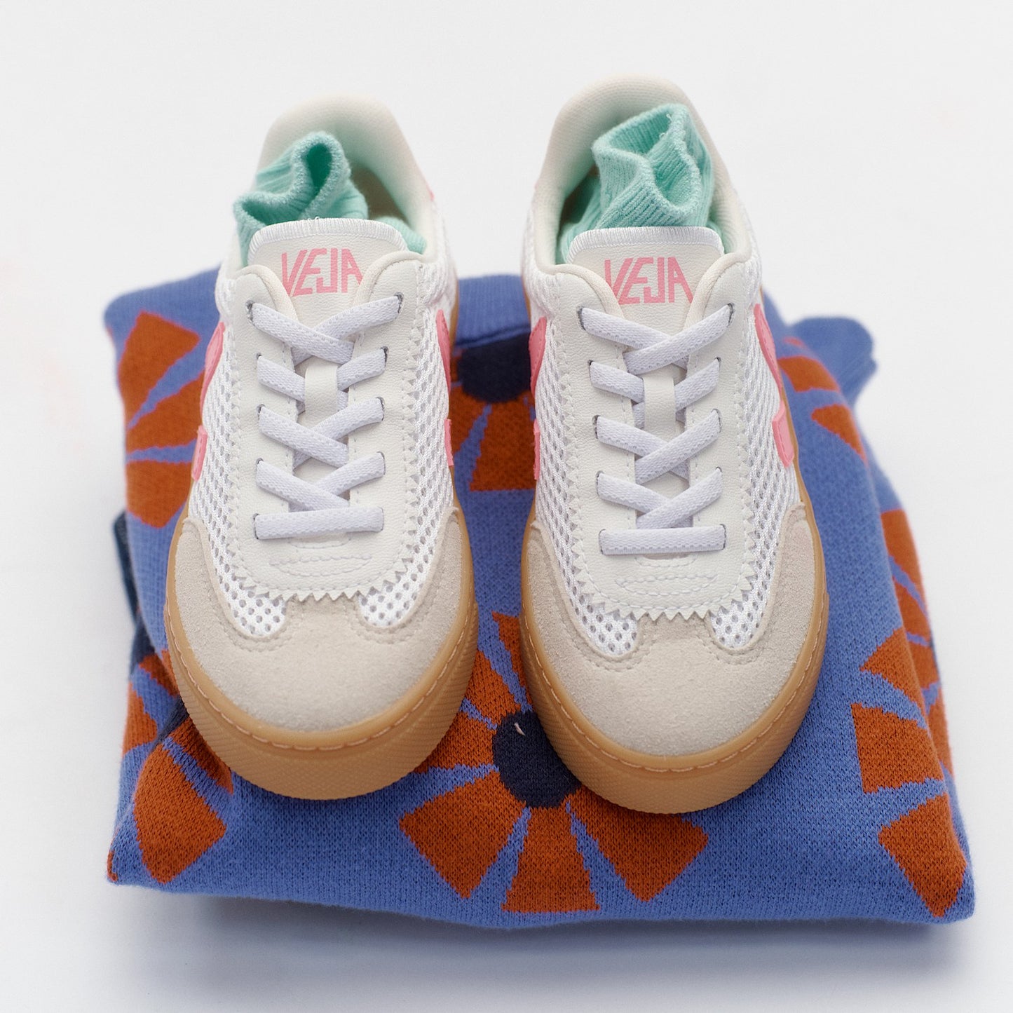 VOLLEY ELASTIC LACES AIRCELL WHITE MALIBU NATURAL - VEJA ON SALE