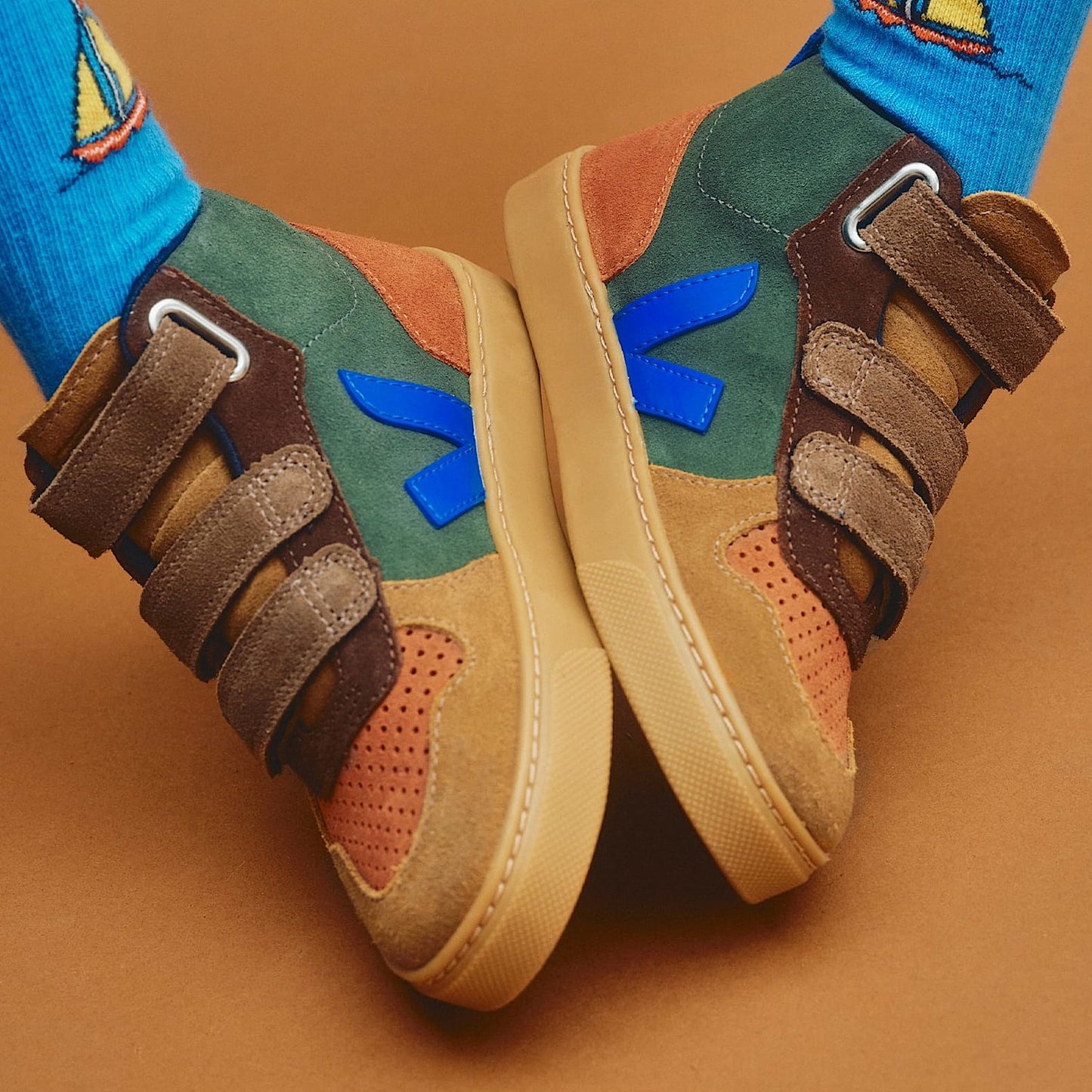 V-10 MID SUEDE MULTICO MUD PAROS - VEJA US
