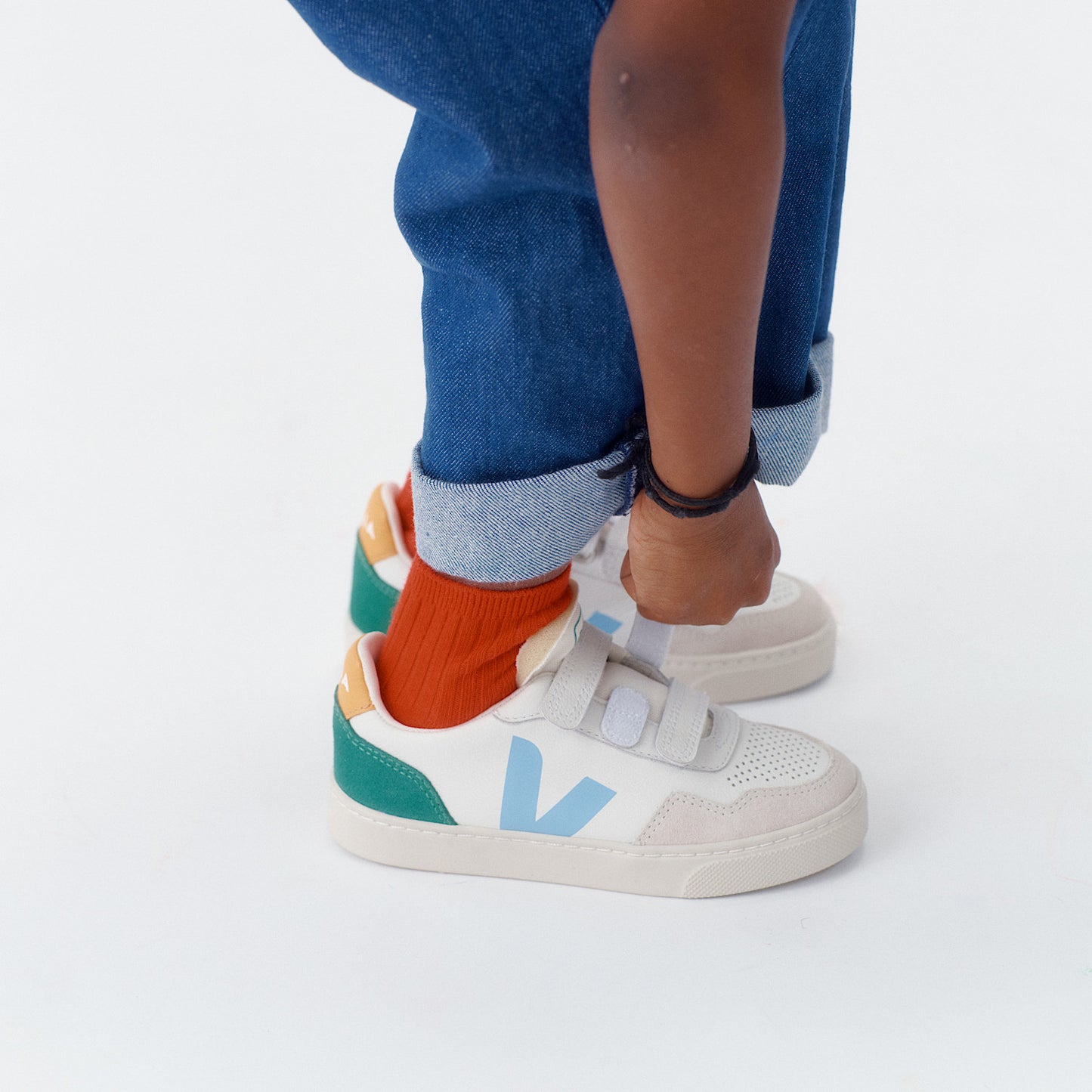 V-90 LEATHER WHITE AQUA EMERAUDE - VEJA SALE