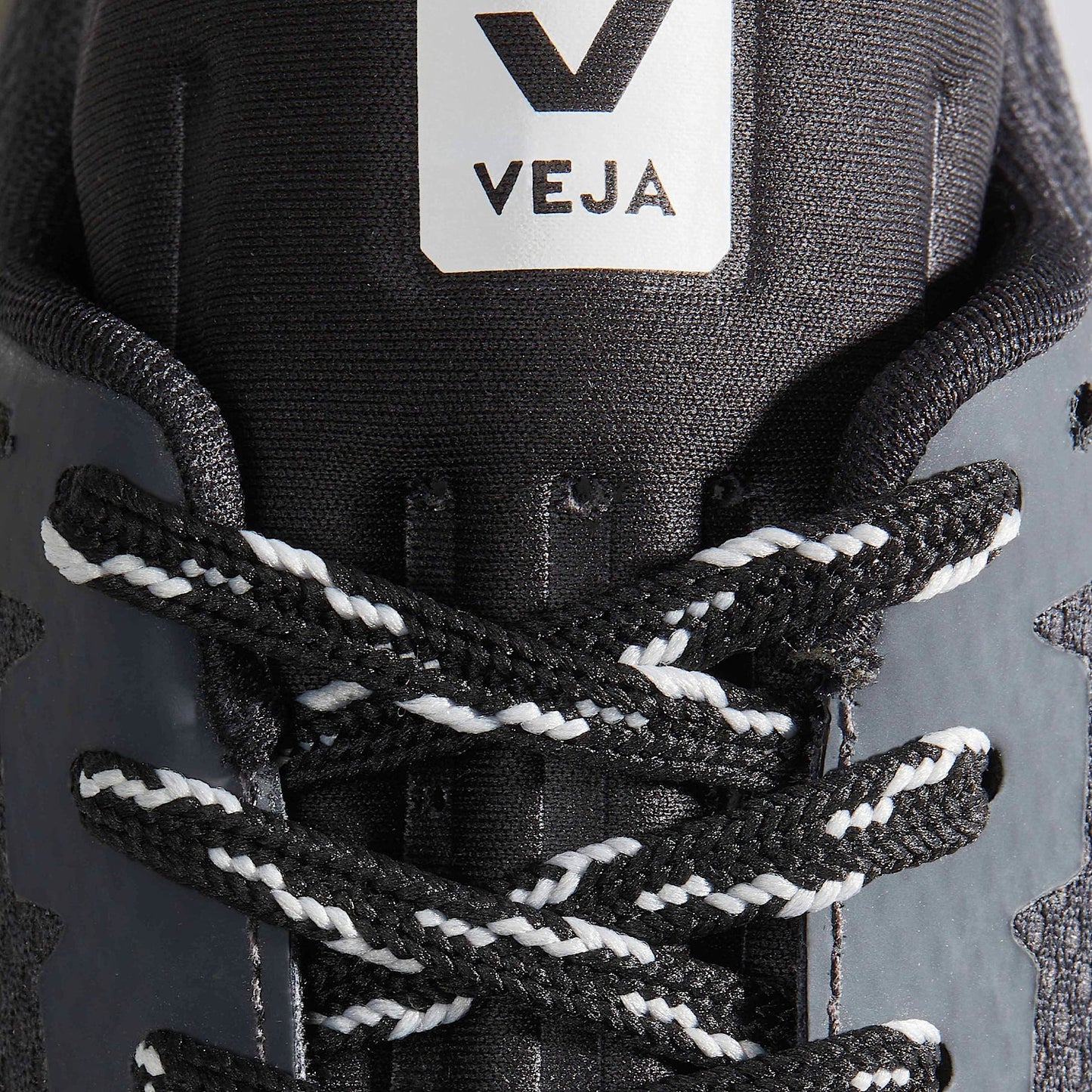 LACES BLACK OXFORD GREY - VEJA DISCOUNT