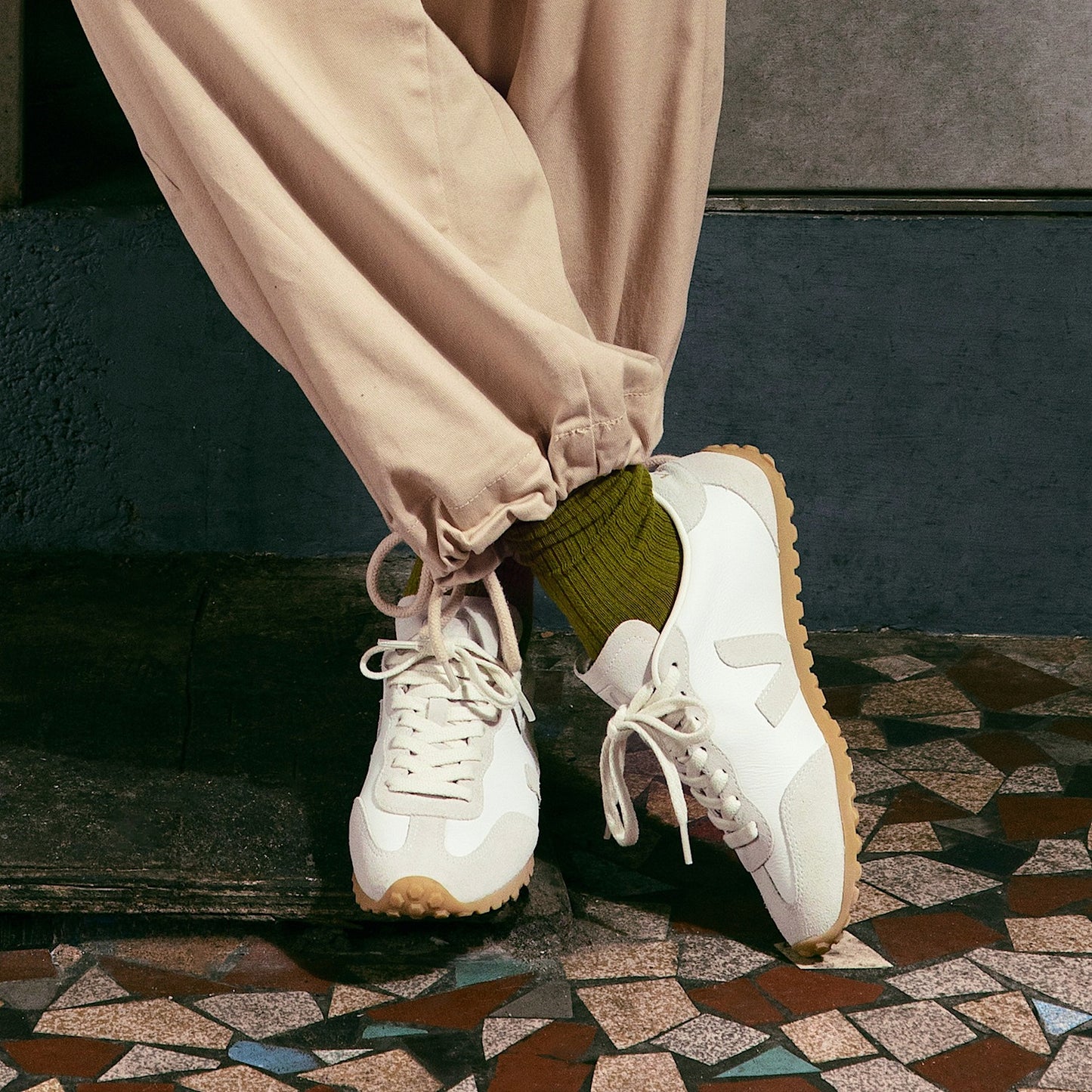 GT LEATHER WHITE NATURAL - VEJA US