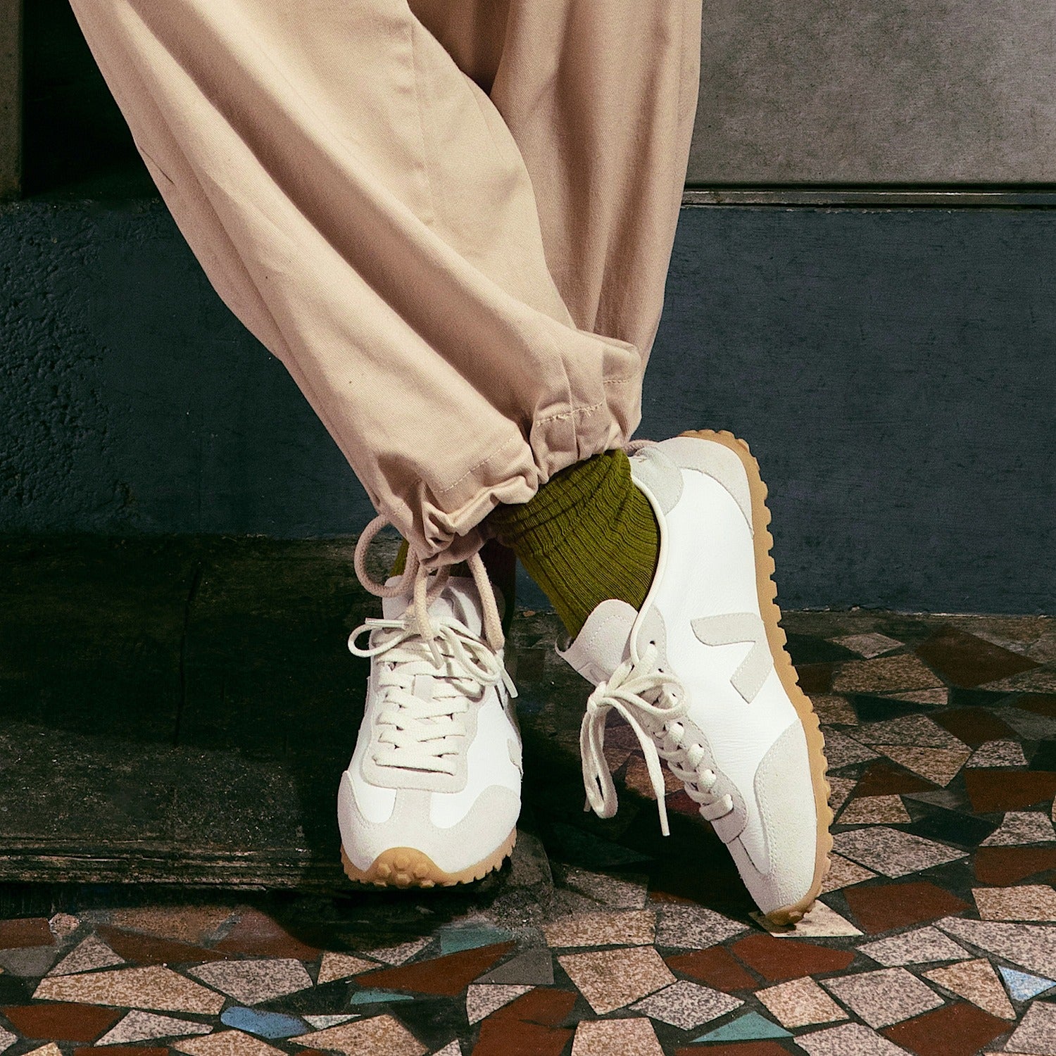 GT LEATHER WHITE NATURAL - VEJA US