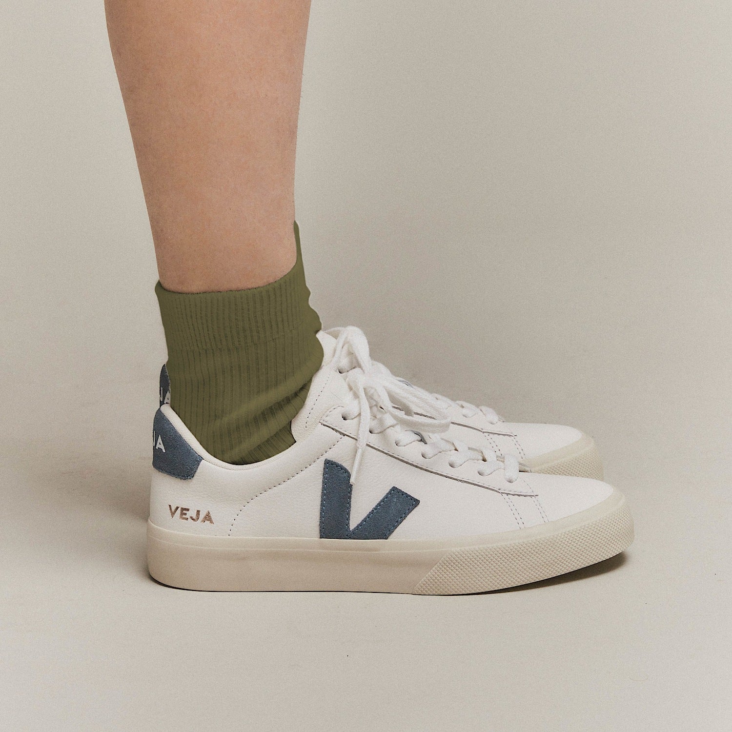 CAMPO LEATHER WHITE CALIFORNIA - VEJA US