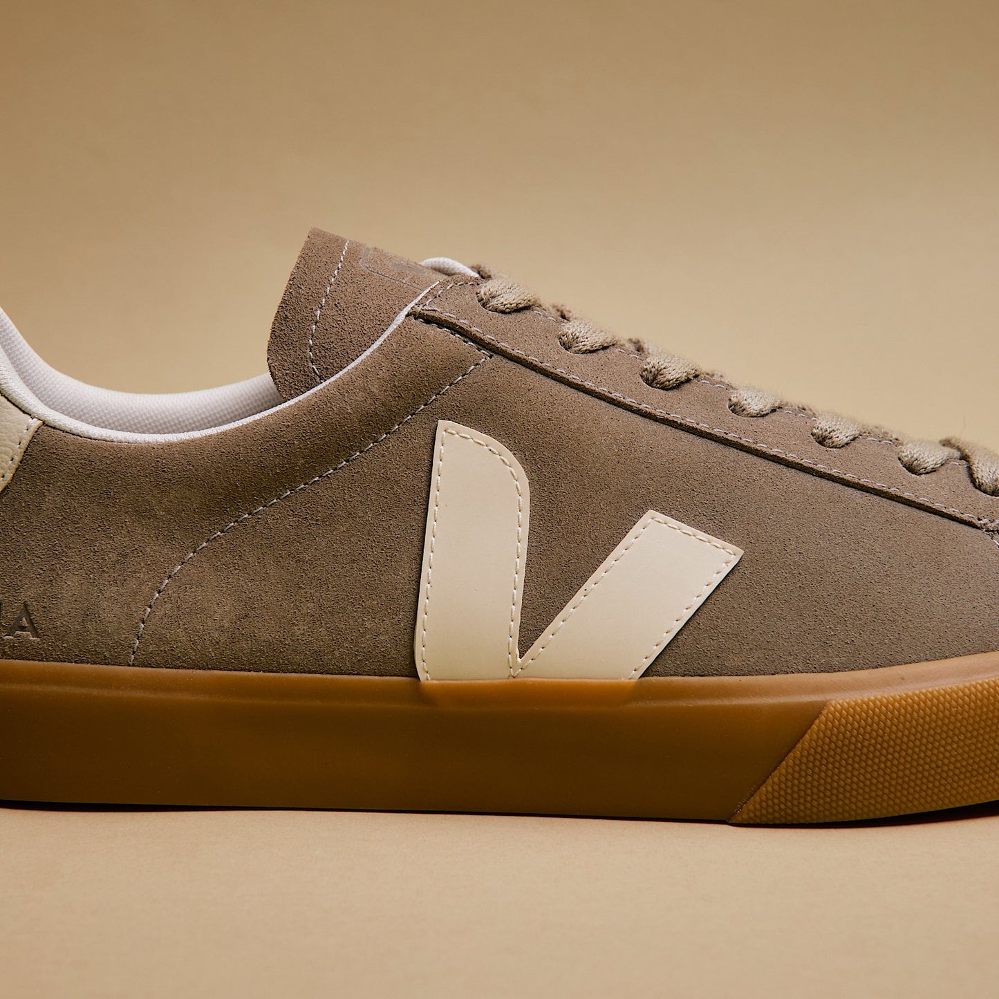 CAMPO SUEDE TAUPE PIERRE NATURAL - VEJA ONLINE