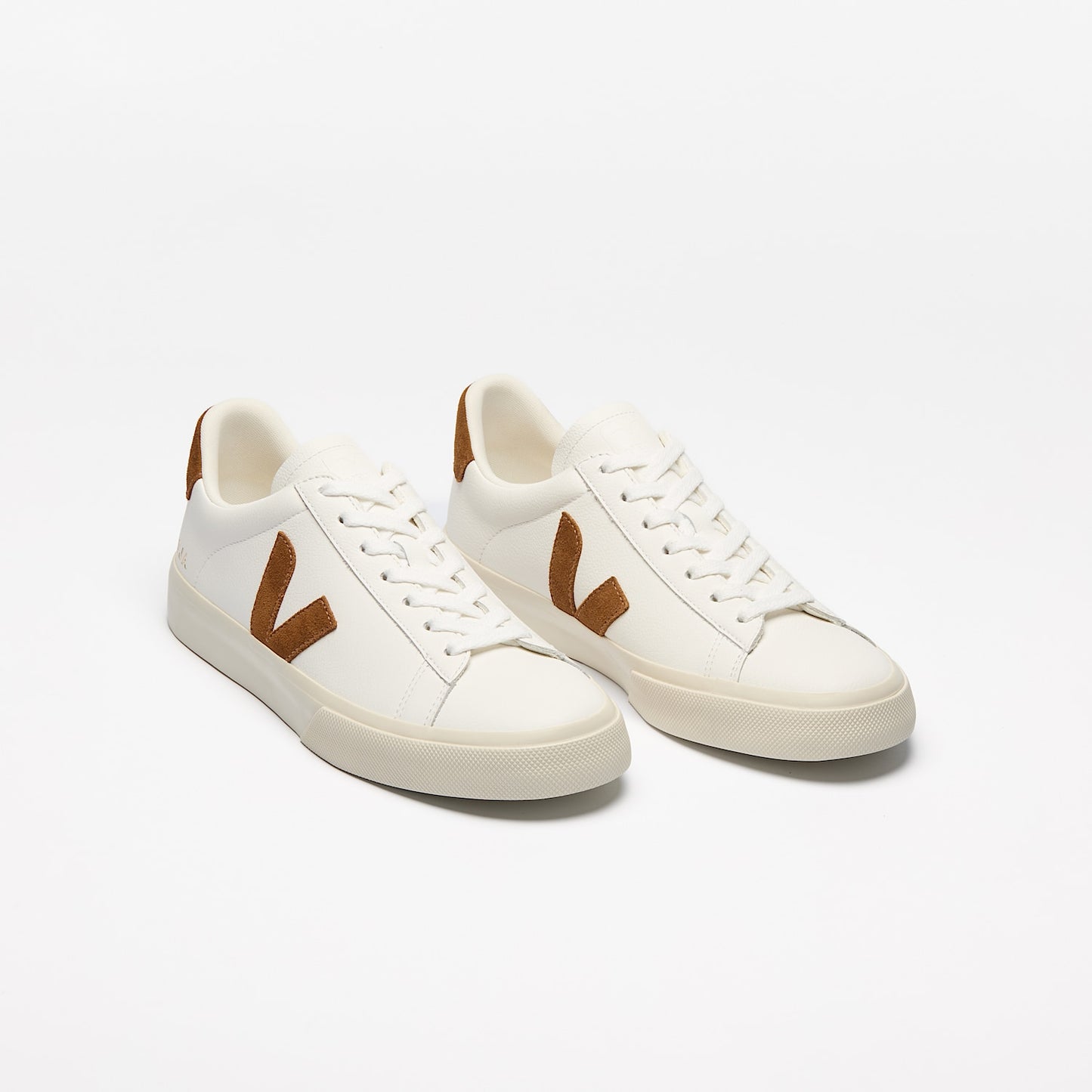 CAMPO LEATHER WHITE COGNAC - VEJA ONLINE