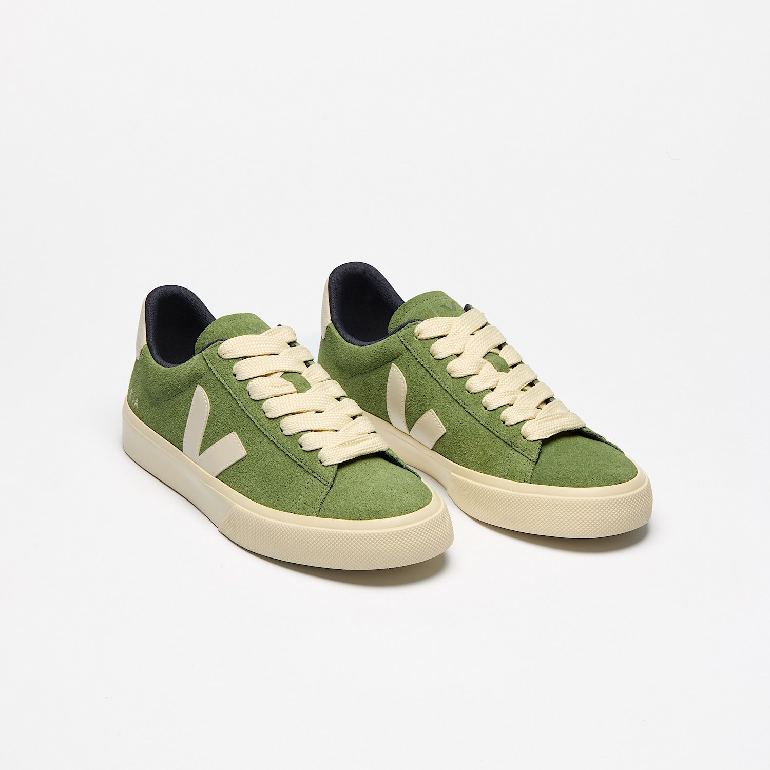 CAMPO BOLD SUEDE KIWI PIERRE - VEJA SALE