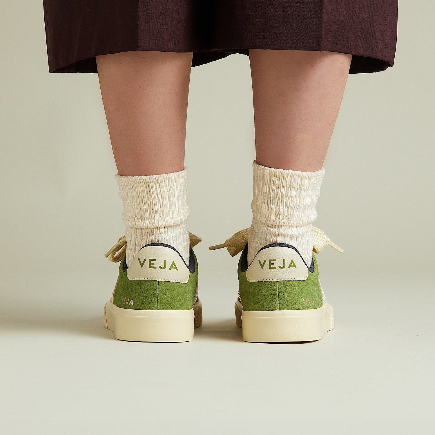 CAMPO BOLD SUEDE KIWI PIERRE - VEJA SALE