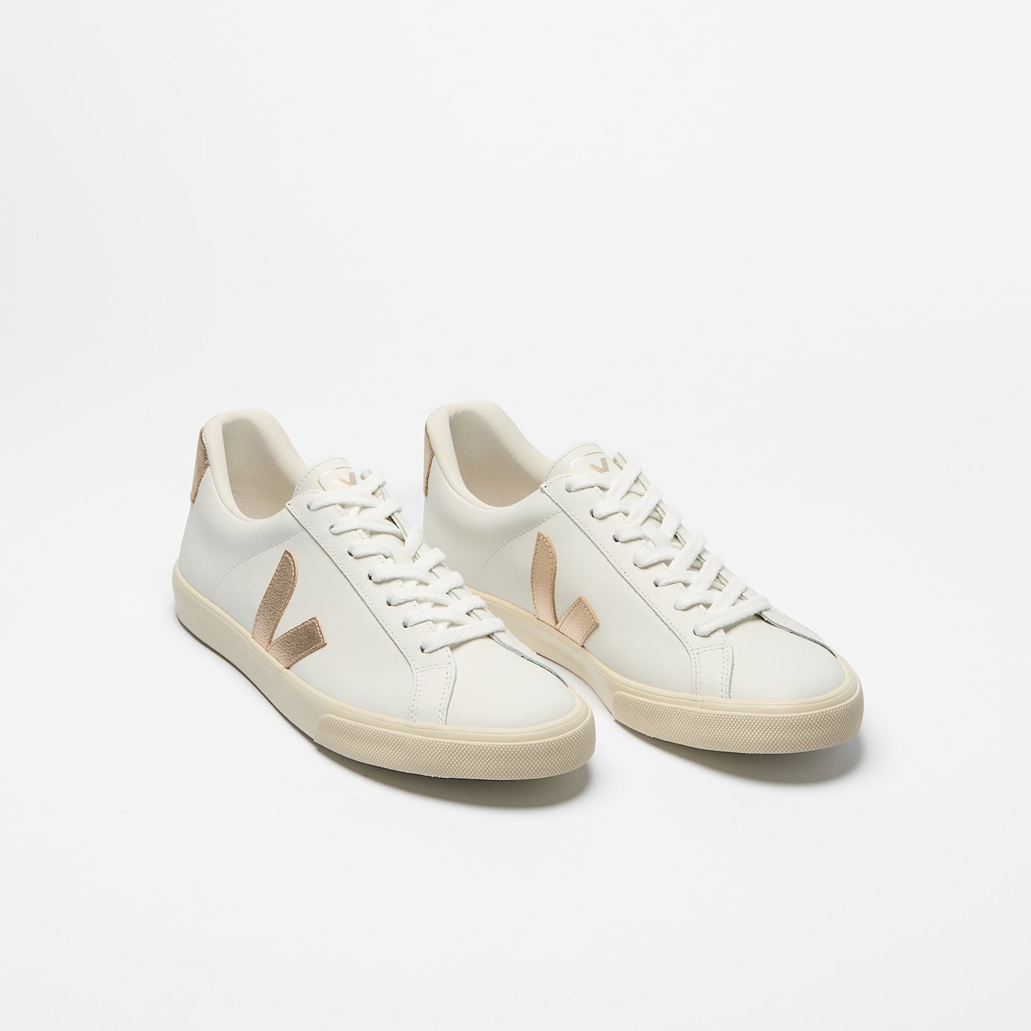 ESPLAR LEATHER WHITE PLATINE - VEJA FOR SALE
