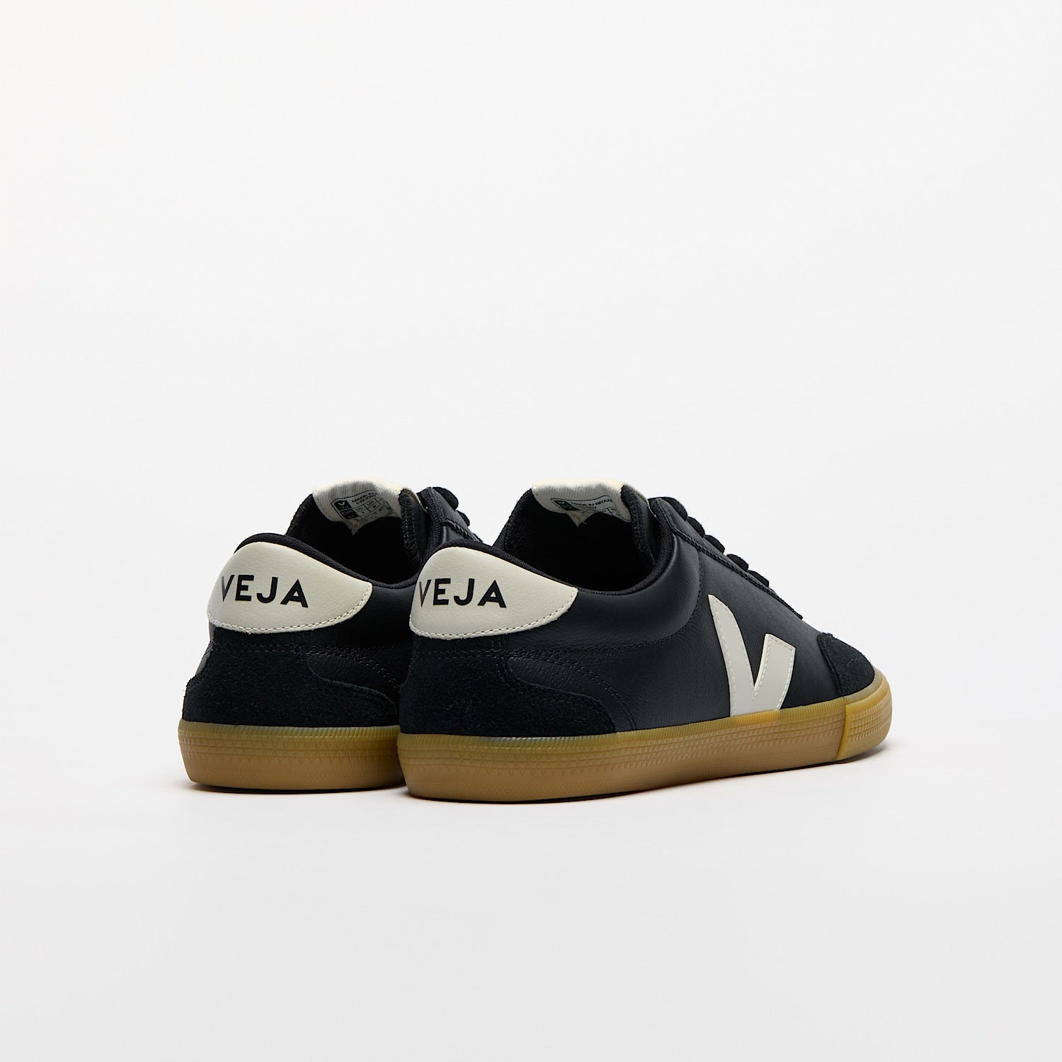 VOLLEY LEATHER BLACK PIERRE - VEJA ONLINE