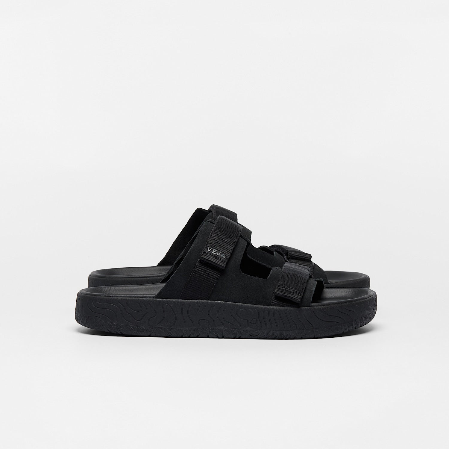 ARPOADOR SUEDE FULL BLACK - VEJA NEAR ME
