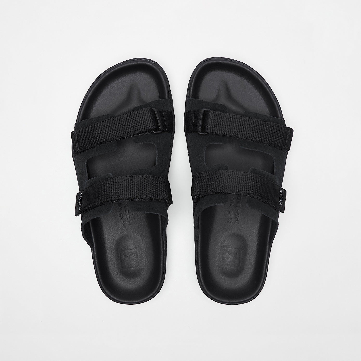 ARPOADOR SUEDE FULL BLACK - VEJA NEAR ME