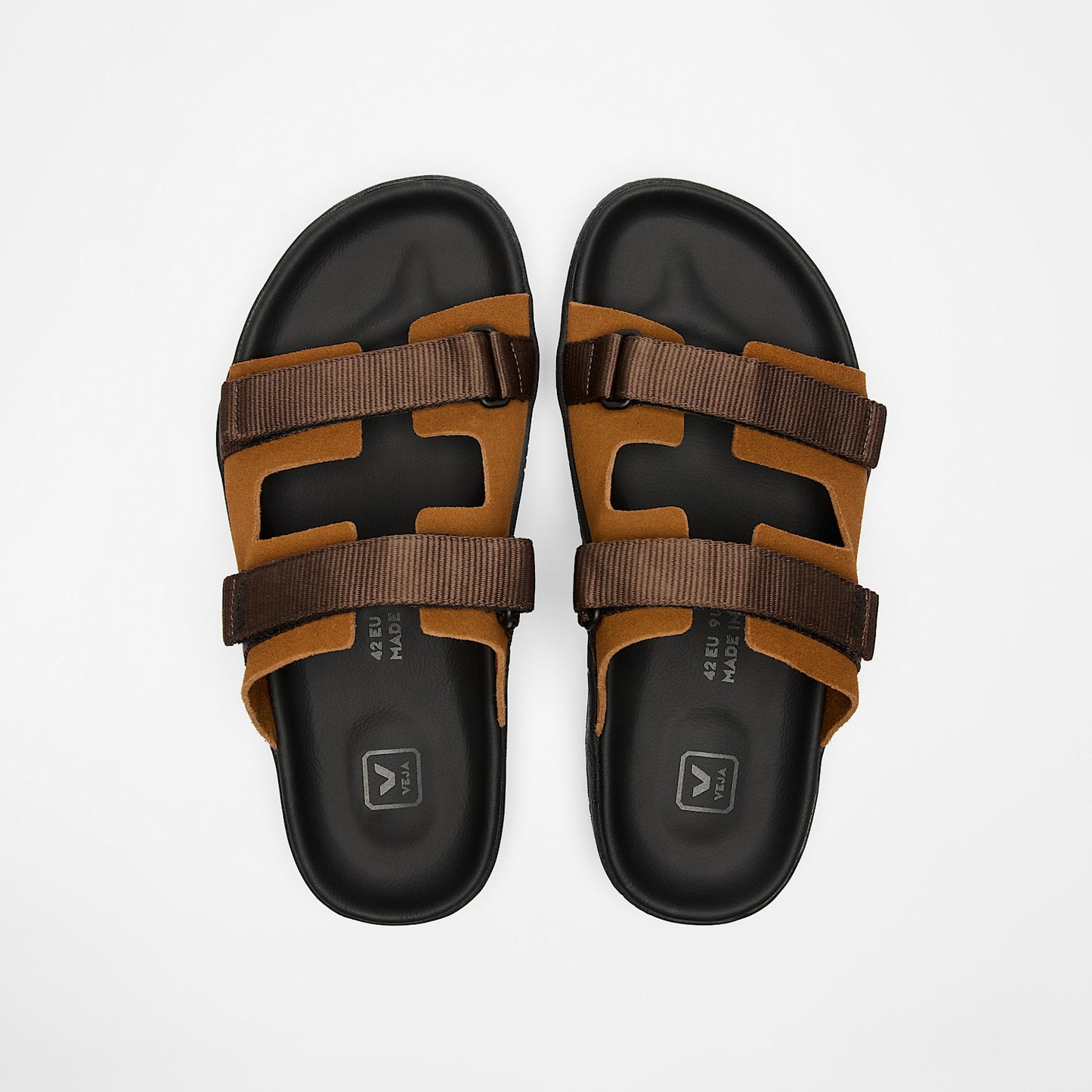 ARPOADOR SUEDE COGNAC EAGLE BLACK - VEJA ONLINE