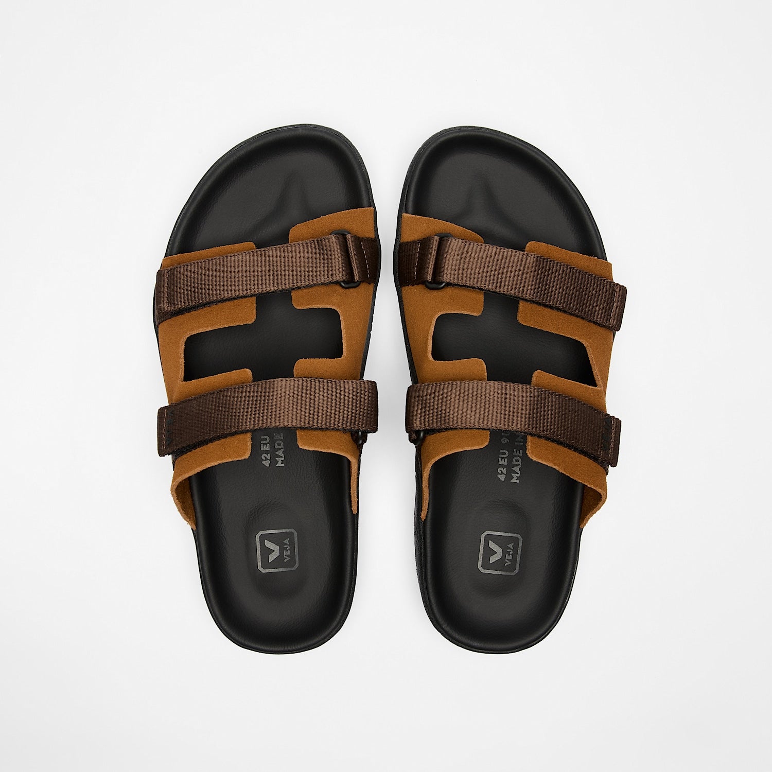 ARPOADOR SUEDE COGNAC EAGLE BLACK - VEJA ONLINE