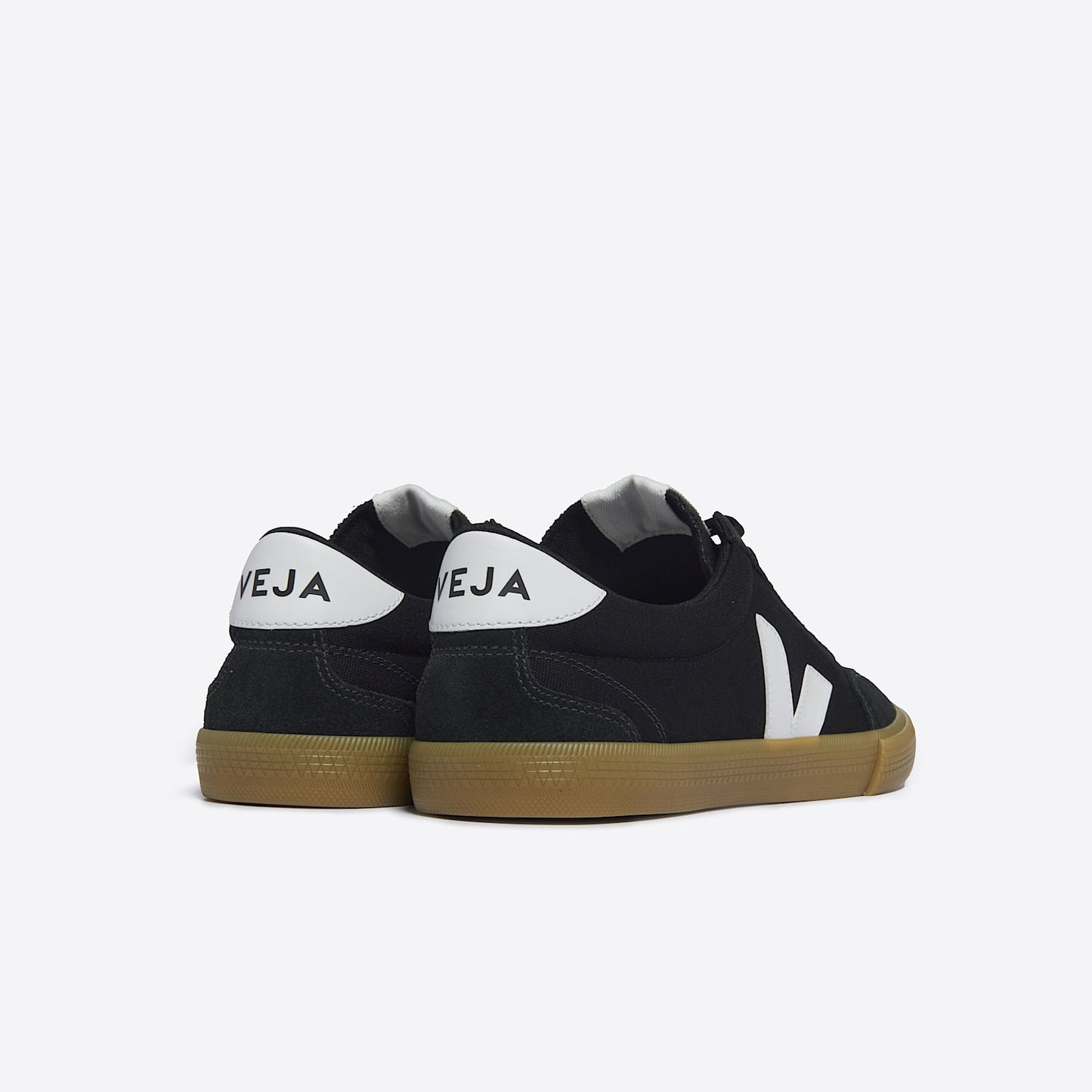 VOLLEY CANVAS BLACK WHITE NATURAL - VEJA NEAR ME