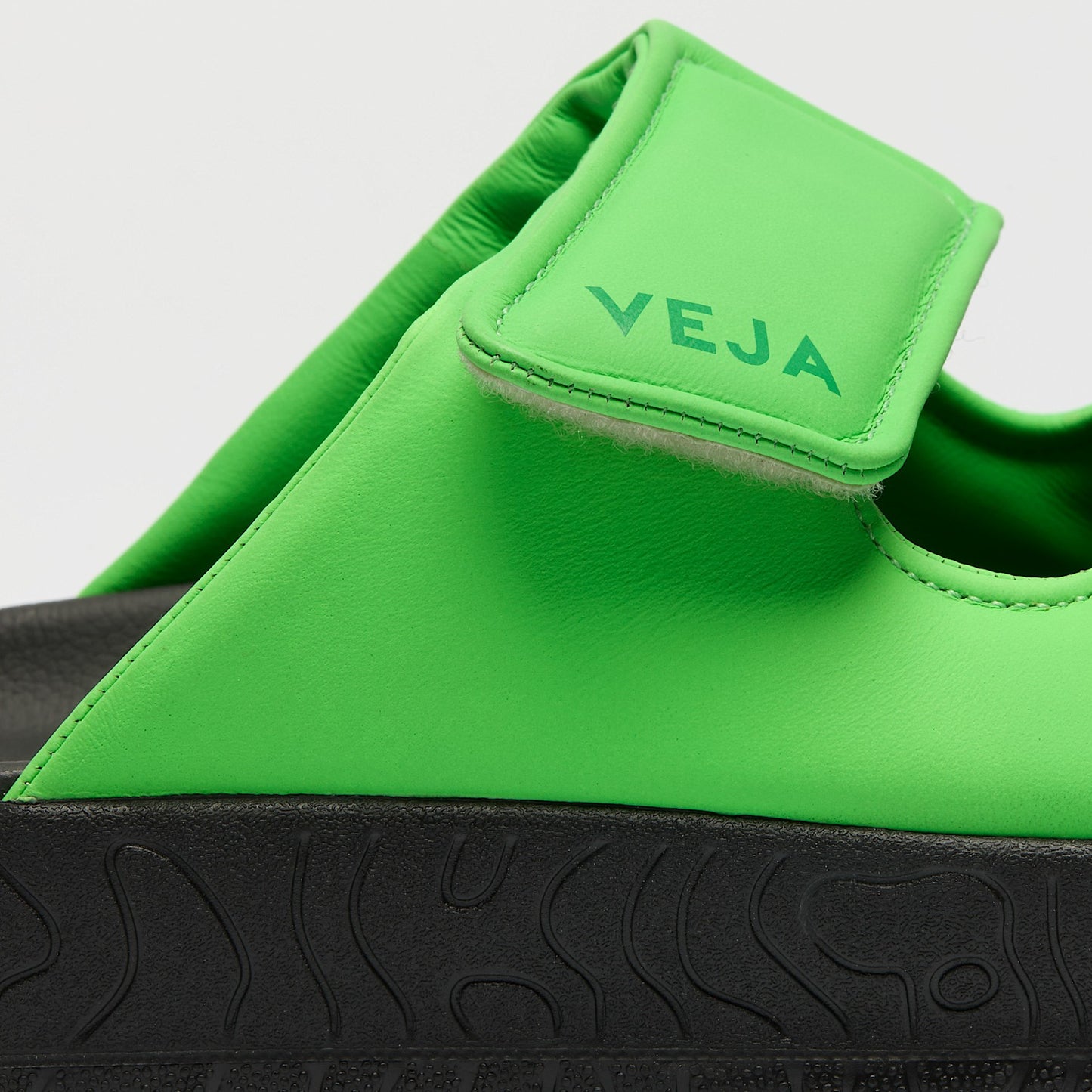 ETNA BOLD LEATHER ABSINTHE - VEJA ONLINE