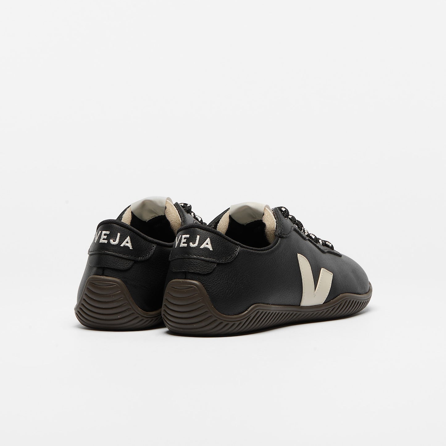 JITSU LEATHER BLACK PIERRE EAGLE - VEJA FOR SALE