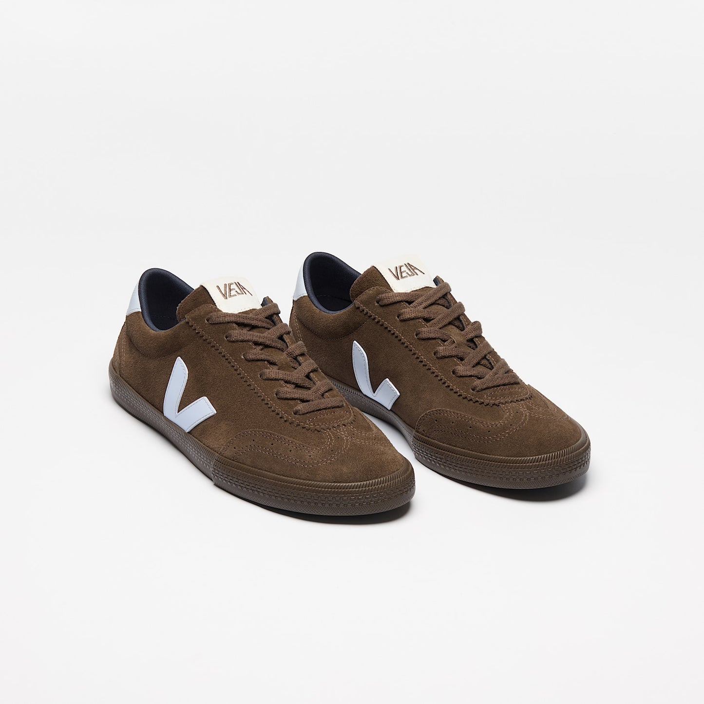 VOLLEY SUEDE EAGLE SWAN - VEJA ON SALE