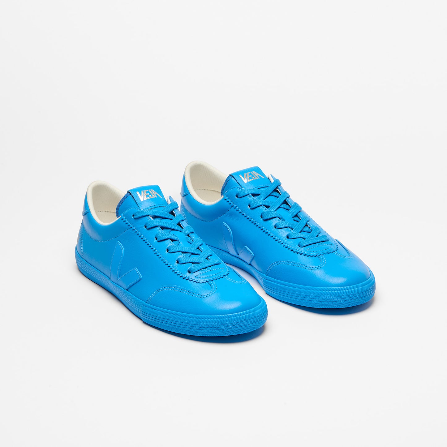 VOLLEY SIGNATURE LEATHER FULL EGEE - VEJA ON SALE