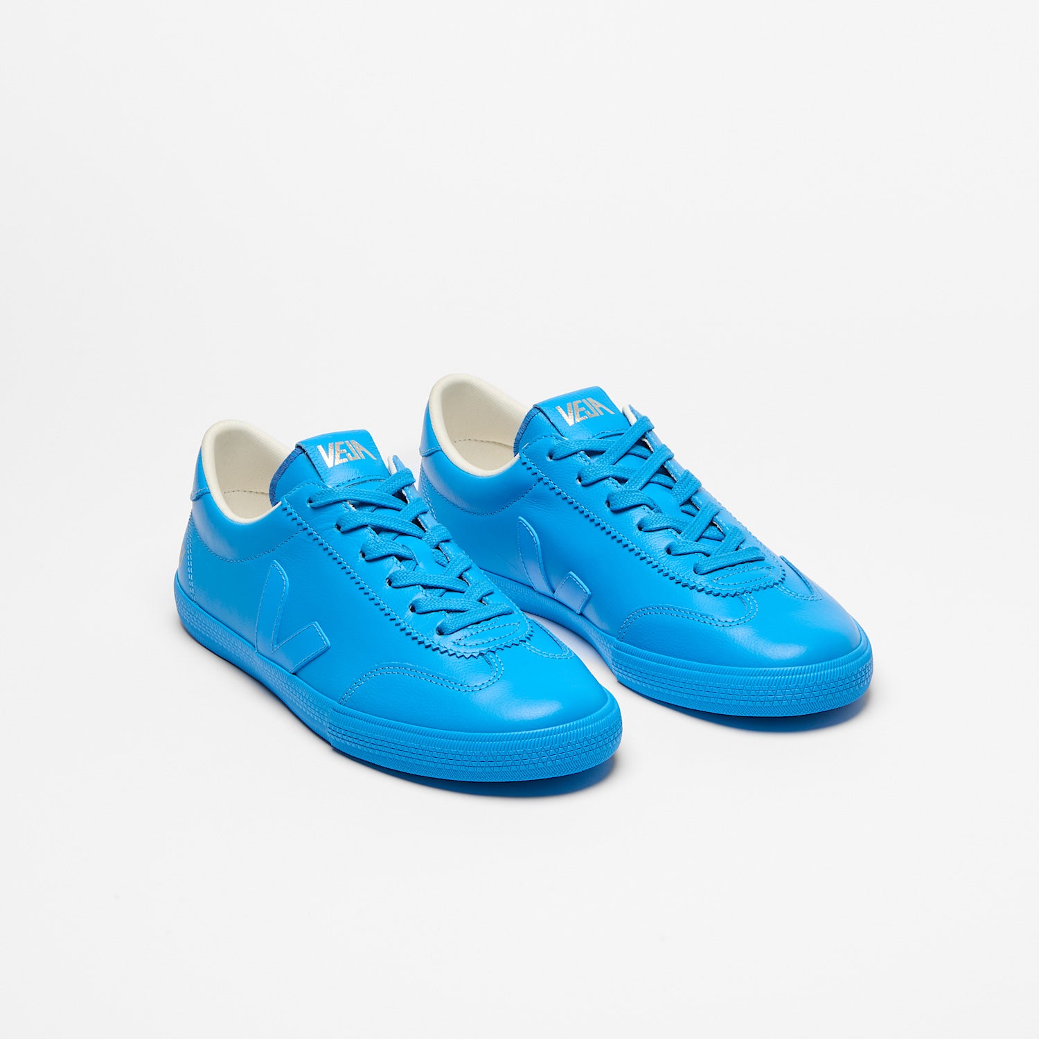 VOLLEY SIGNATURE LEATHER FULL EGEE - VEJA ON SALE