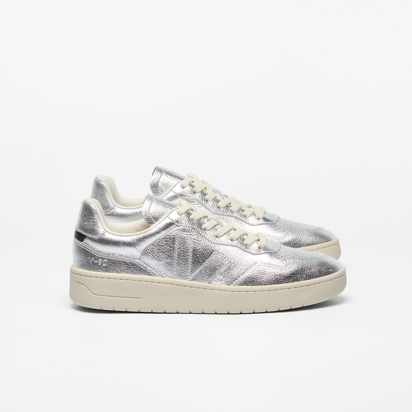 V-90 LEATHER SILVER - VEJA DISCOUNT