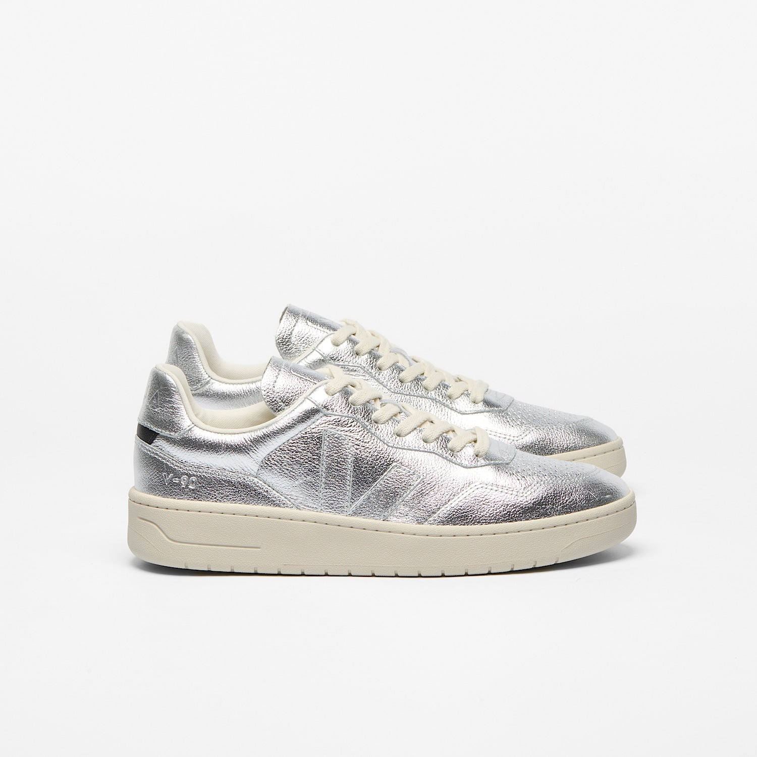 V-90 LEATHER SILVER - VEJA DISCOUNT