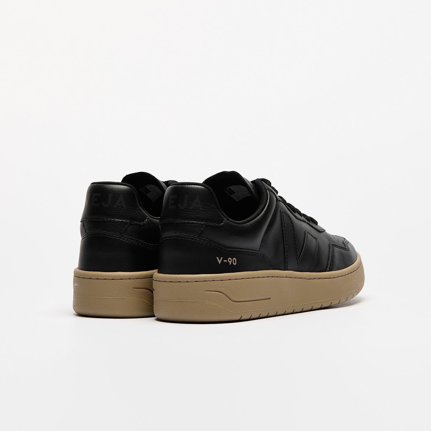 V-90 LEATHER BLACK DUNE - VEJA FOR SALE