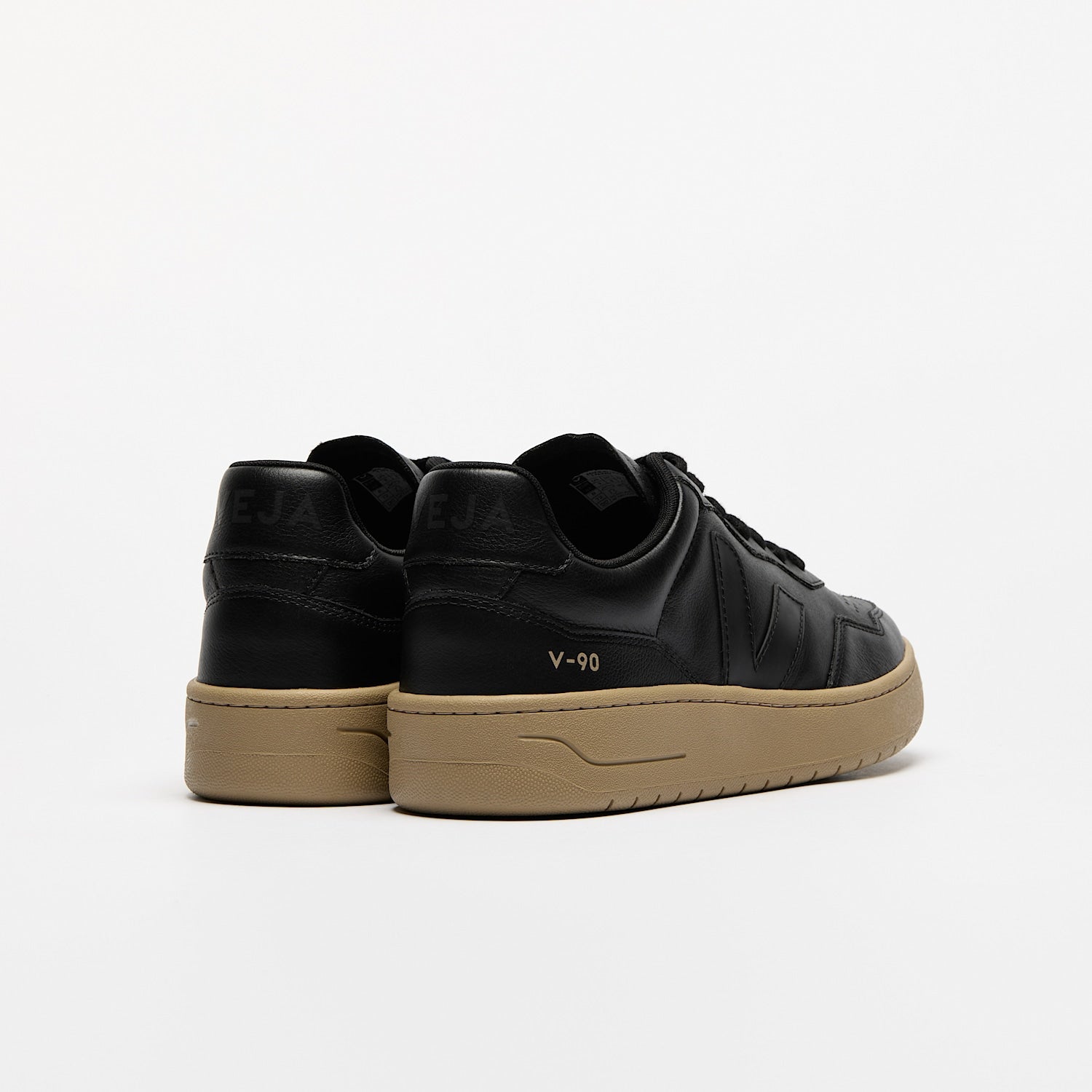 V-90 LEATHER BLACK DUNE - VEJA FOR SALE