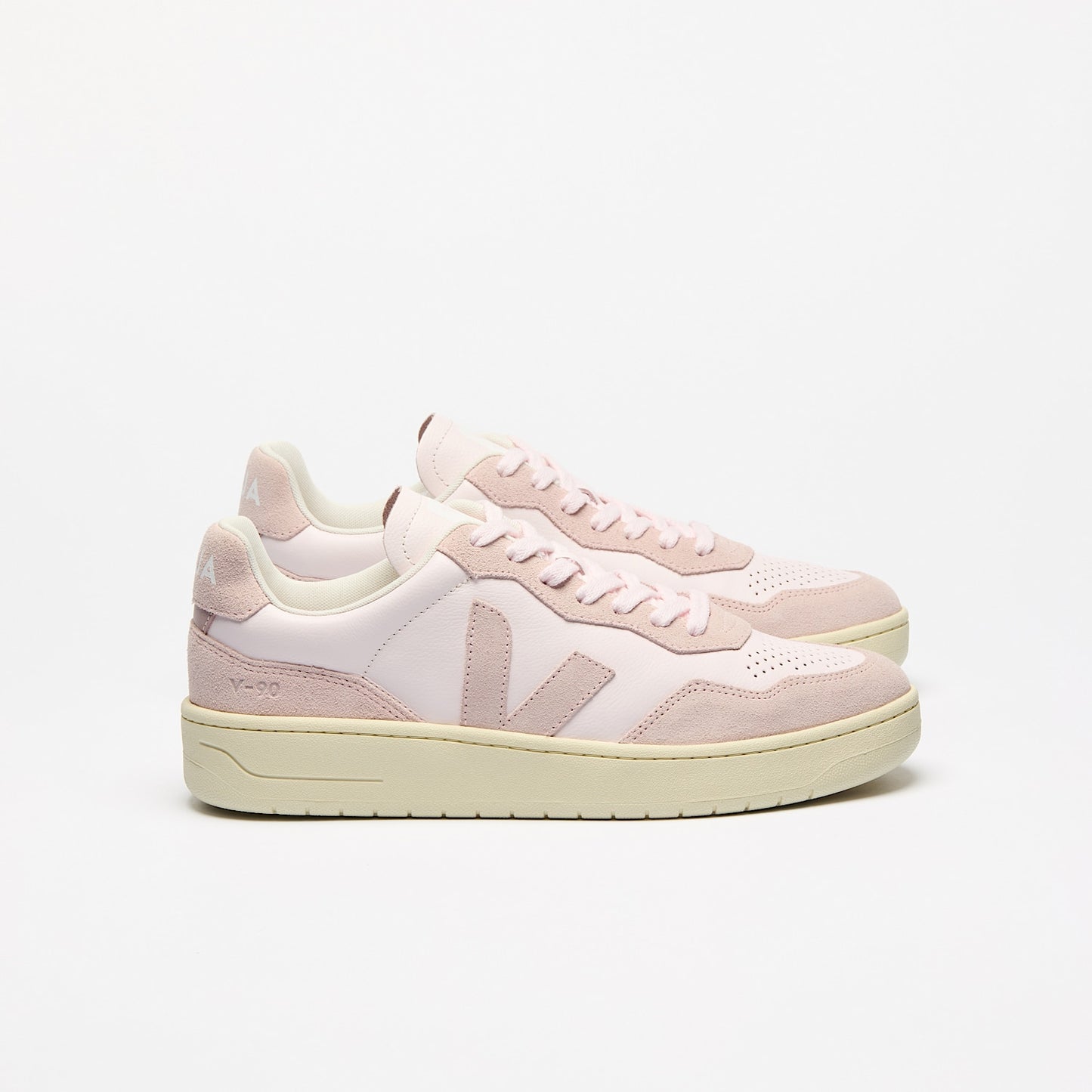 V-90 LEATHER LASSI PETALE - VEJA ON SALE