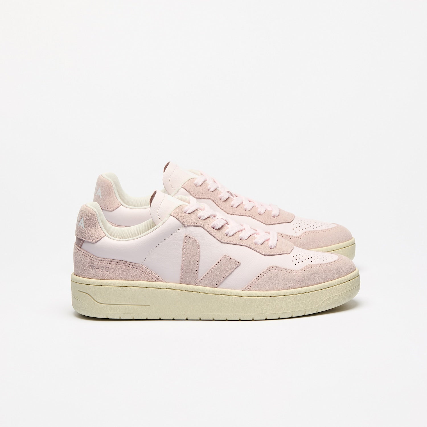 V-90 LEATHER LASSI PETALE - VEJA ON SALE