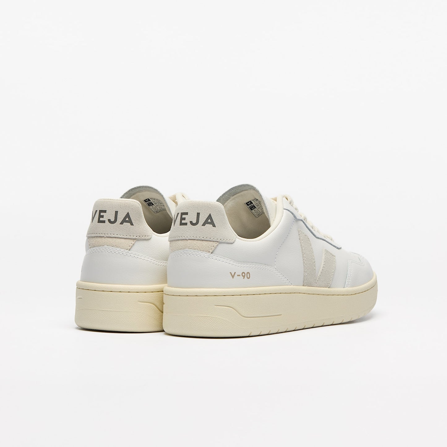 V-90 LEATHER WHITE NATURAL - VEJA NEAR ME