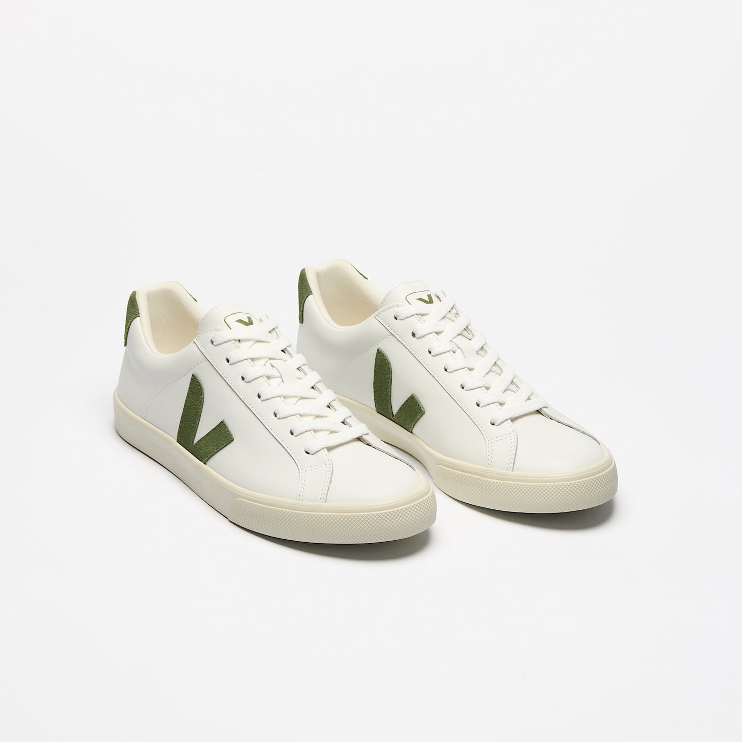 ESPLAR LEATHER WHITE KIWI - VEJA ONLINE