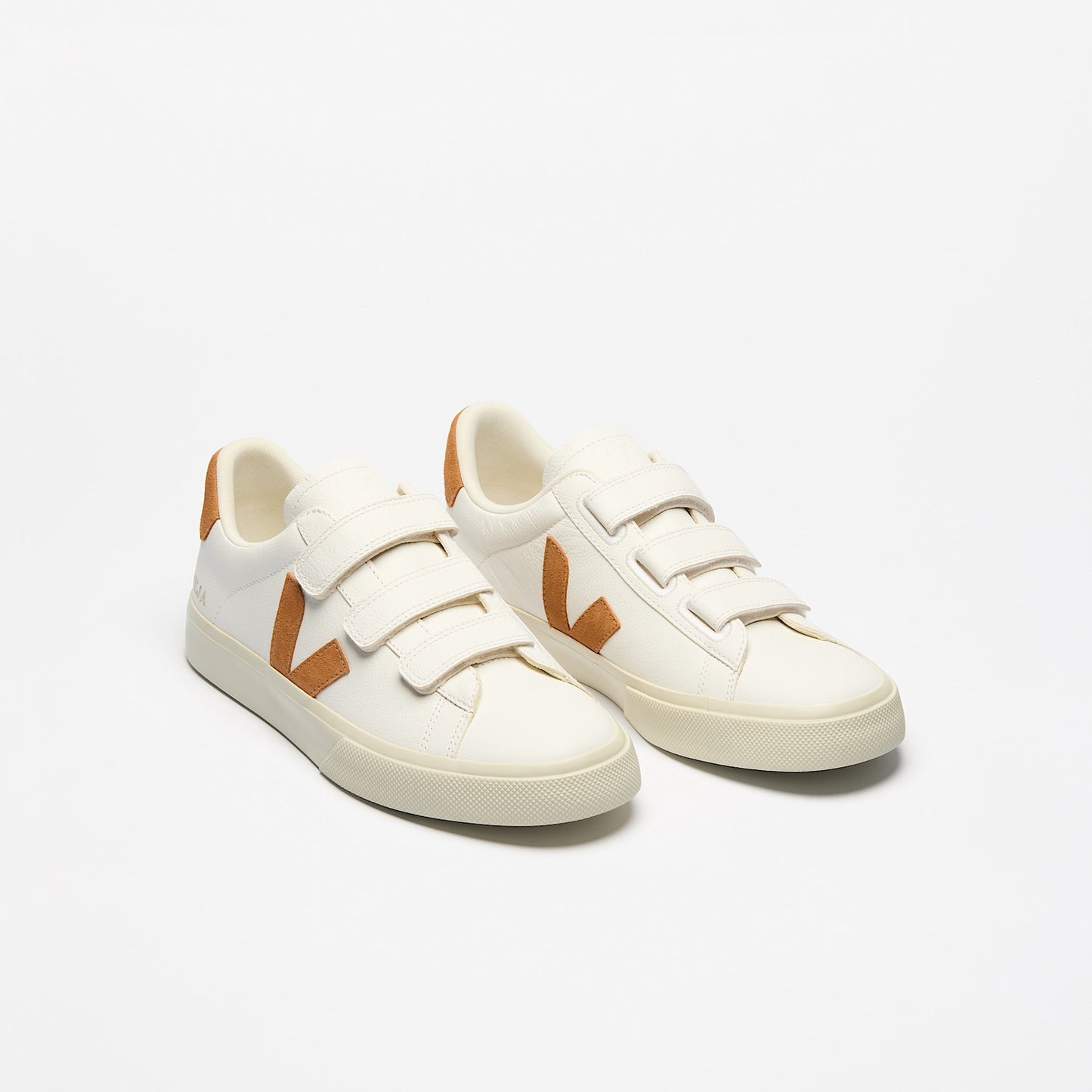 RECIFE LEATHER WHITE UMBER - VEJA DISCOUNT
