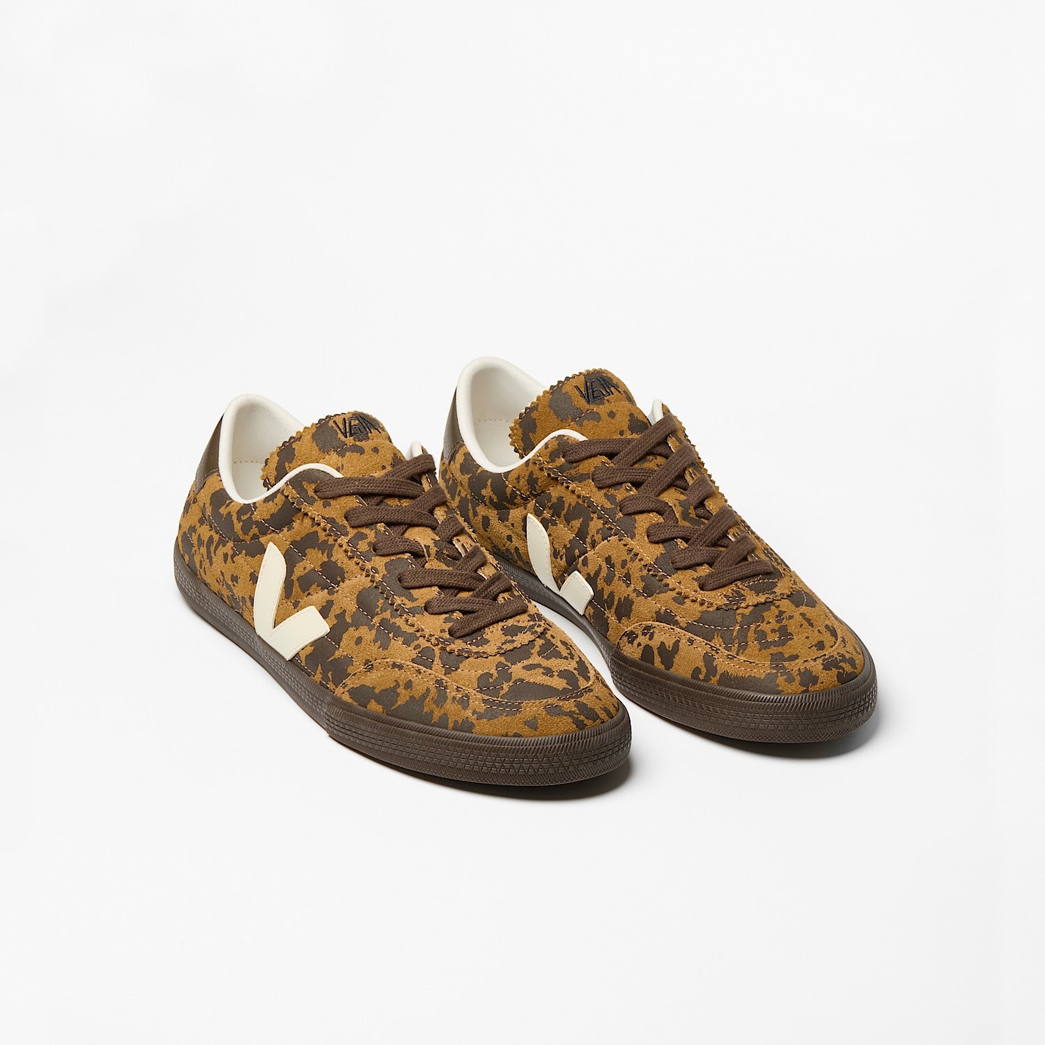PANENKA SUEDE CAMEL WILD COUNTRY - VEJA SALE