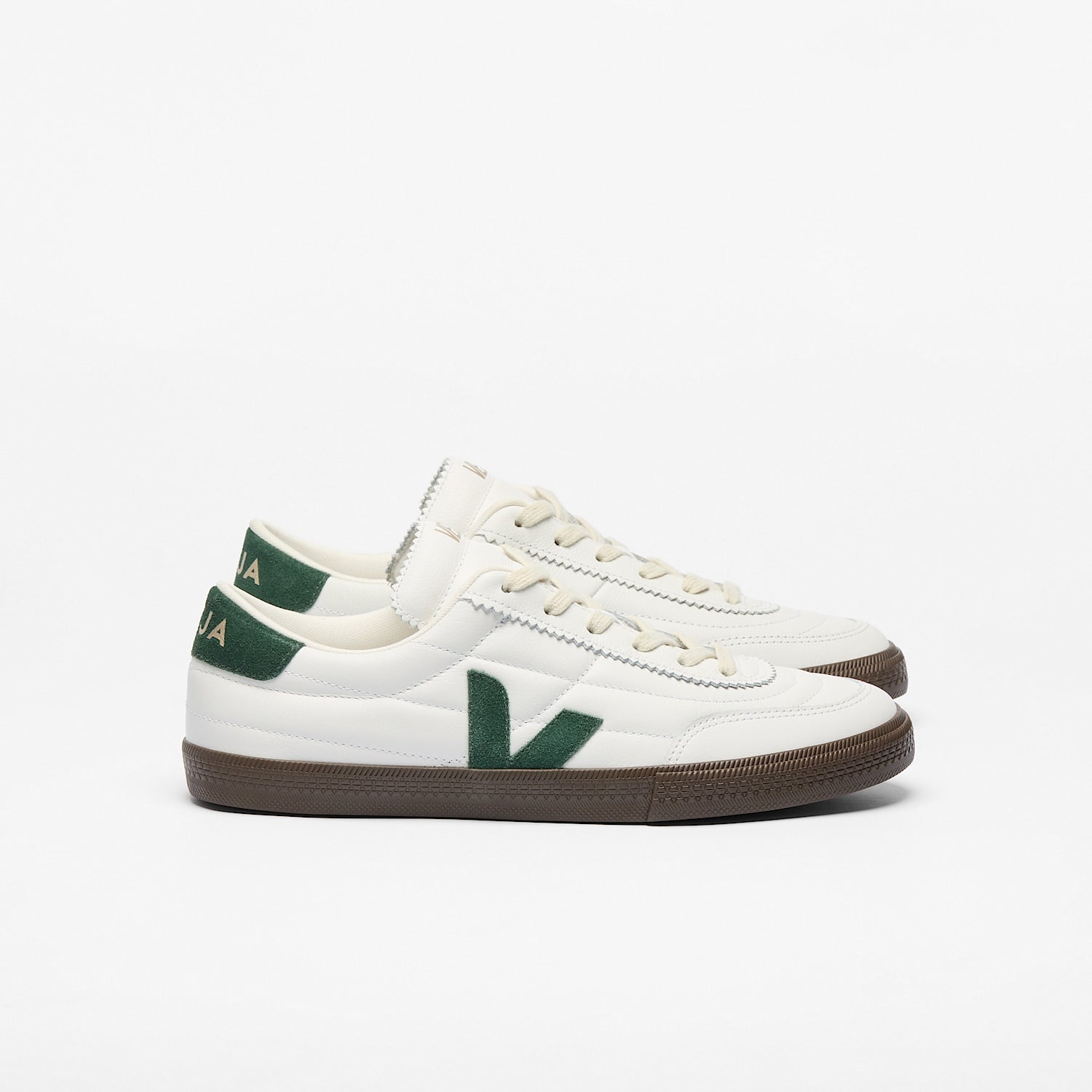 PANENKA LEATHER WHITE CYPRUS EAGLE - VEJA DISCOUNT