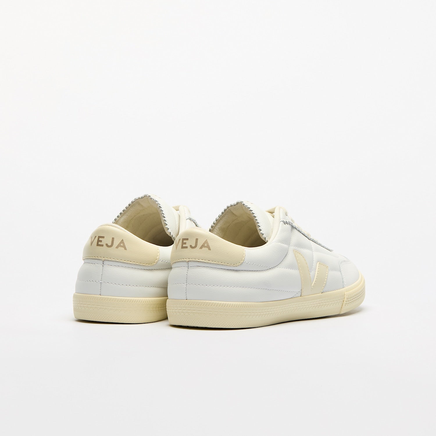PANENKA LEATHER WHITE CALCAIRE - VEJA SALE