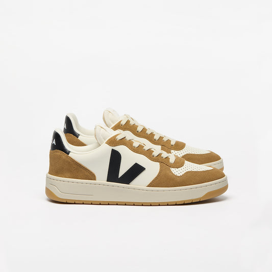 V-10 LEATHER PURE BLACK TENT - VEJA SALE