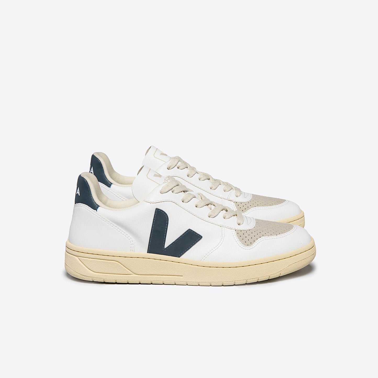 V-10 CWL WHITE CALIFORNIA - VEJA ONLINE