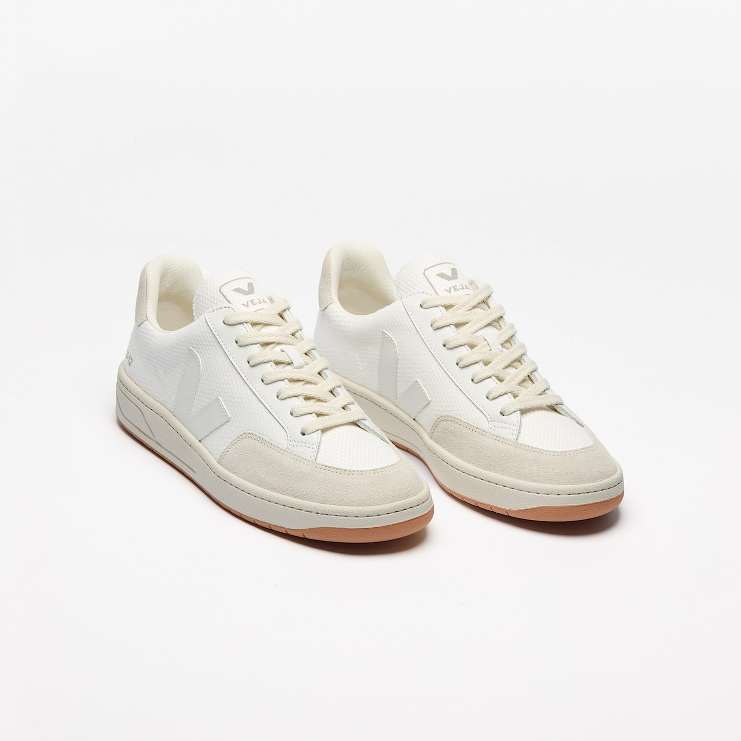 V-12 B-MESH WHITE NATURAL - VEJA FOR SALE