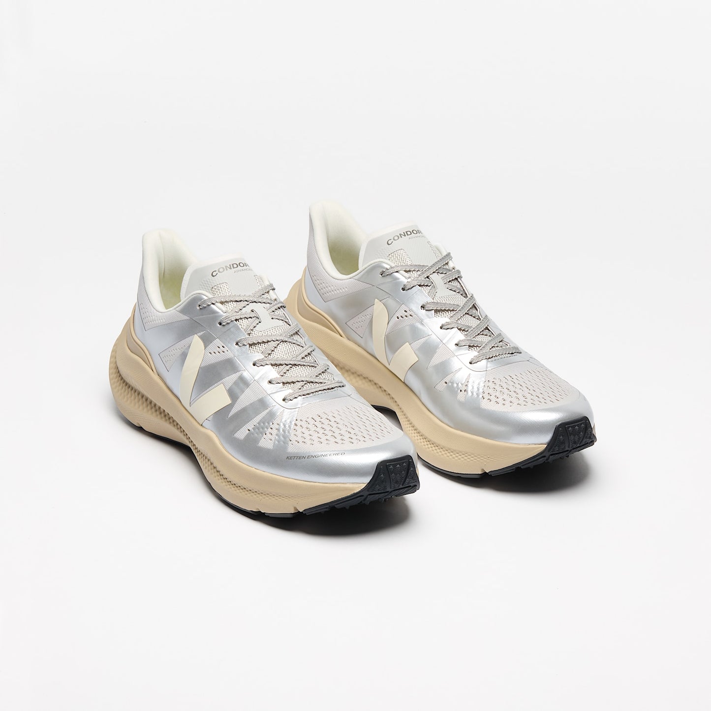 CONDOR 3 ADVANCED ENGINEERED-MESH SILVER ALMOND - VEJA SALE