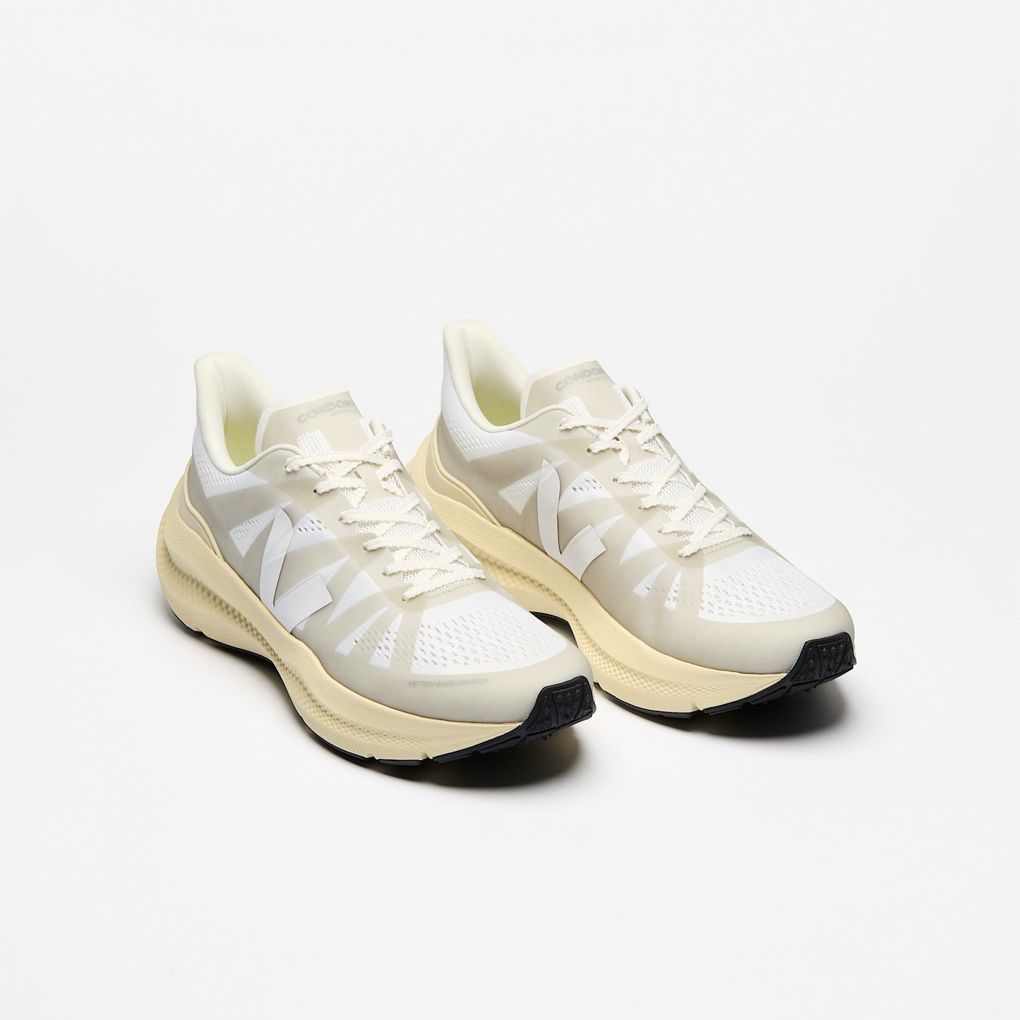 CONDOR 3 ADVANCED ENGINEERED-MESH FULL WHITE - VEJA ONLINE
