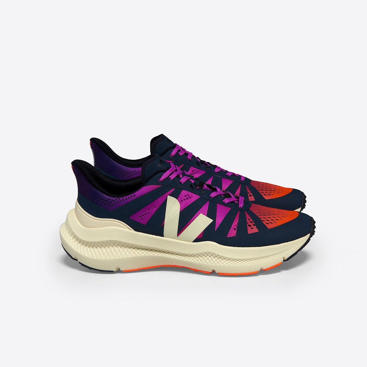 CONDOR 3 ENGINEERED-MESH GRADIENT CALCAIRE NAUTICO - VEJA ONLINE