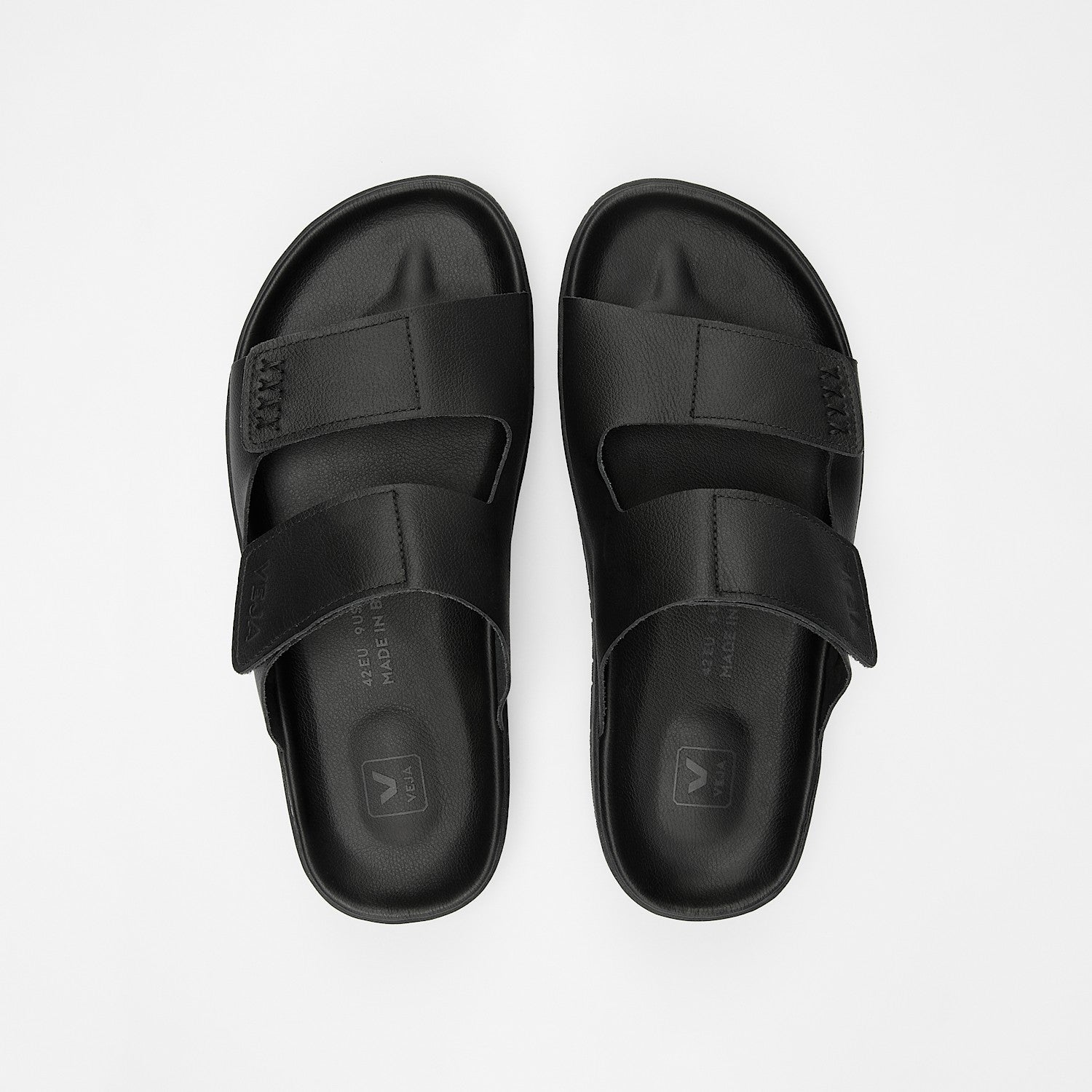 ETNA LEATHER FULL BLACK - VEJA NEAR ME