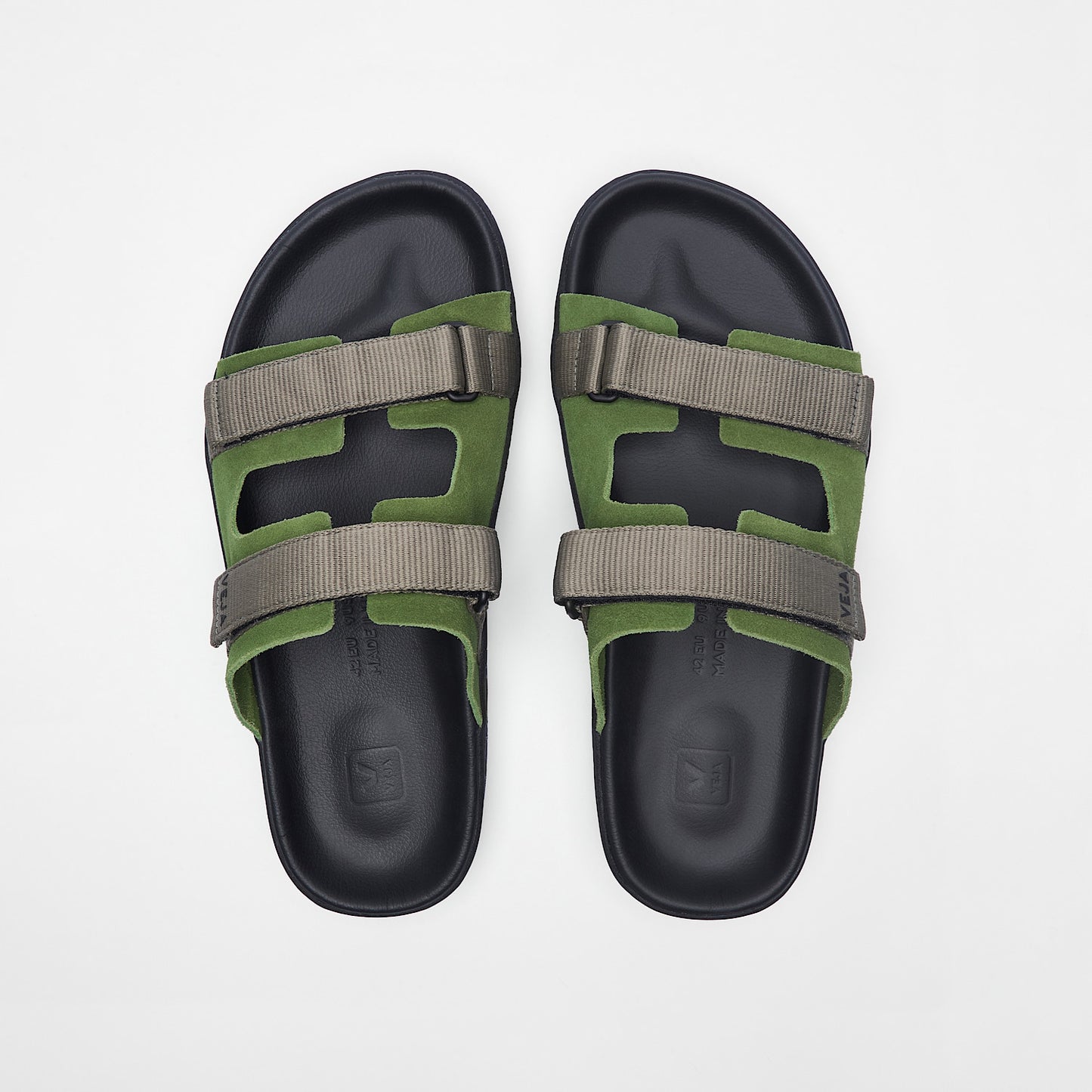 ARPOADOR SUEDE MILITAR KAKI BLACK - VEJA SALE