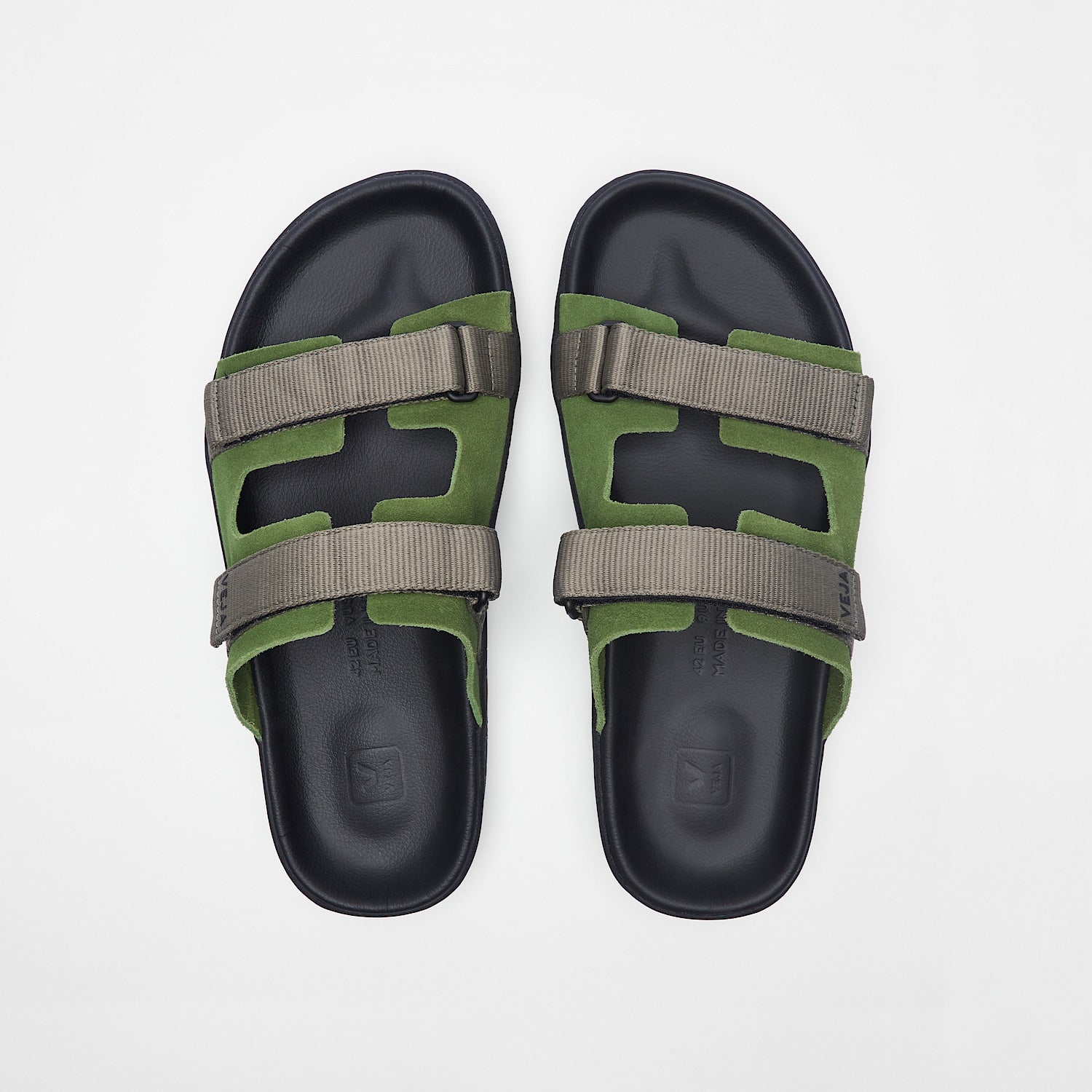 ARPOADOR SUEDE MILITAR KAKI BLACK - VEJA SALE